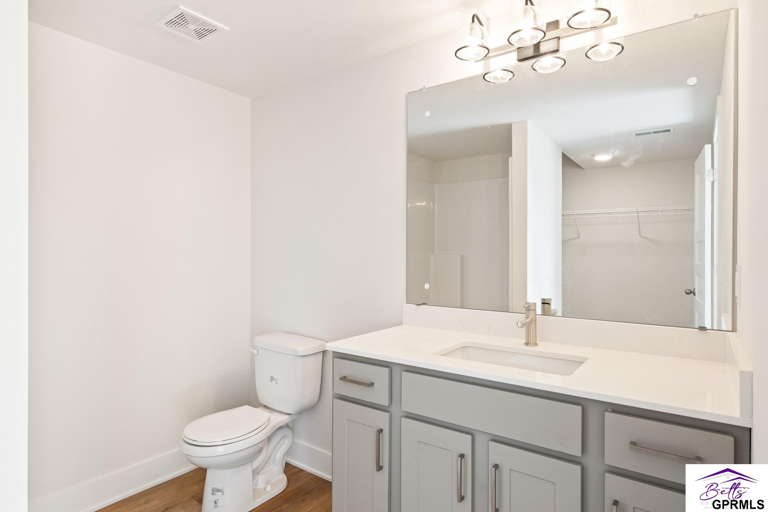 6044 Oakcrest Plaza #8, Omaha, Nebraska image 29
