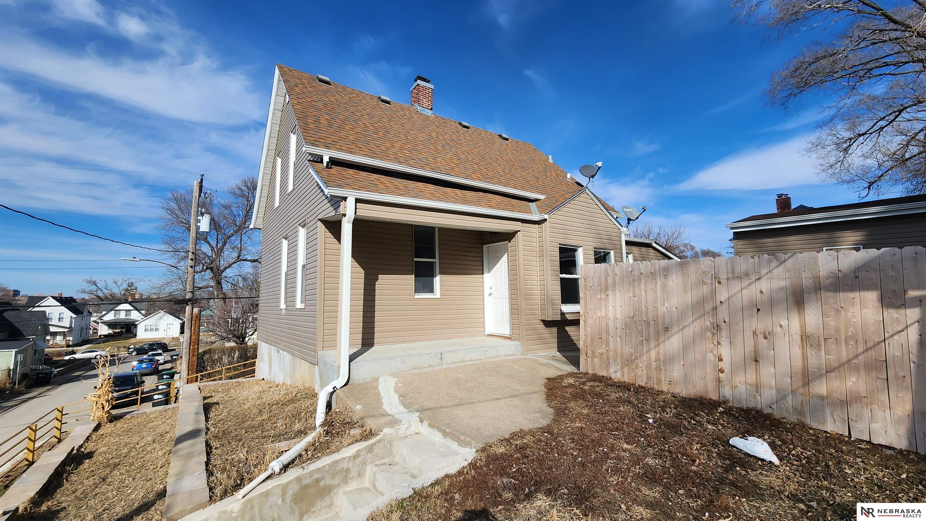 22041 Elderberry Road, Glenwood, Iowa image 2