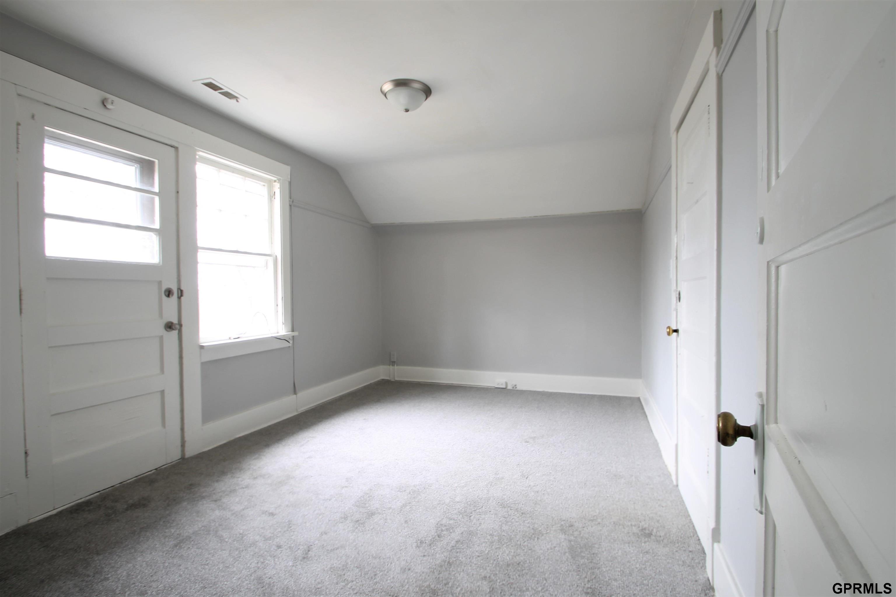 3130 Reynolds Street, Omaha, Nebraska image 3
