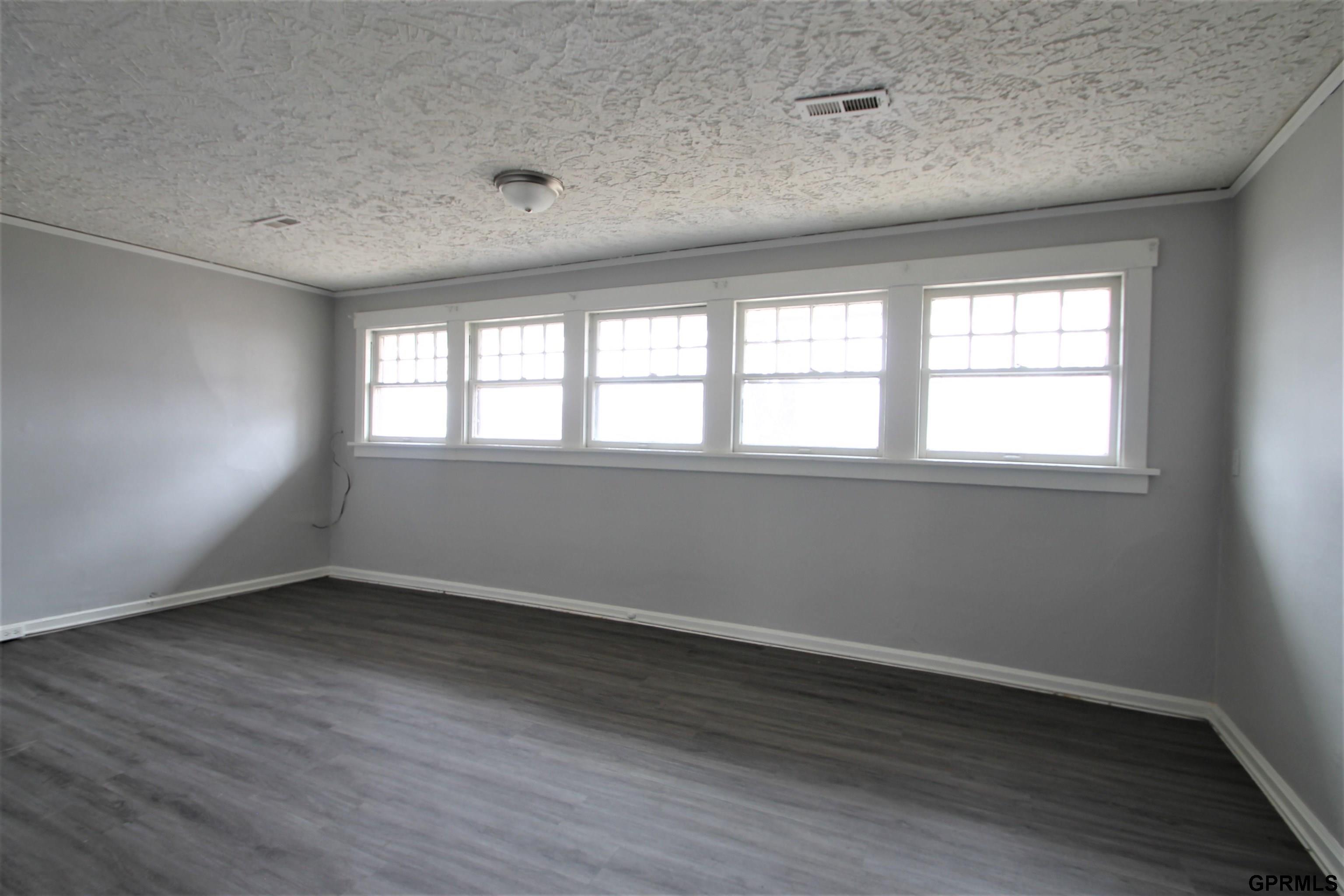3130 Reynolds Street, Omaha, Nebraska image 5