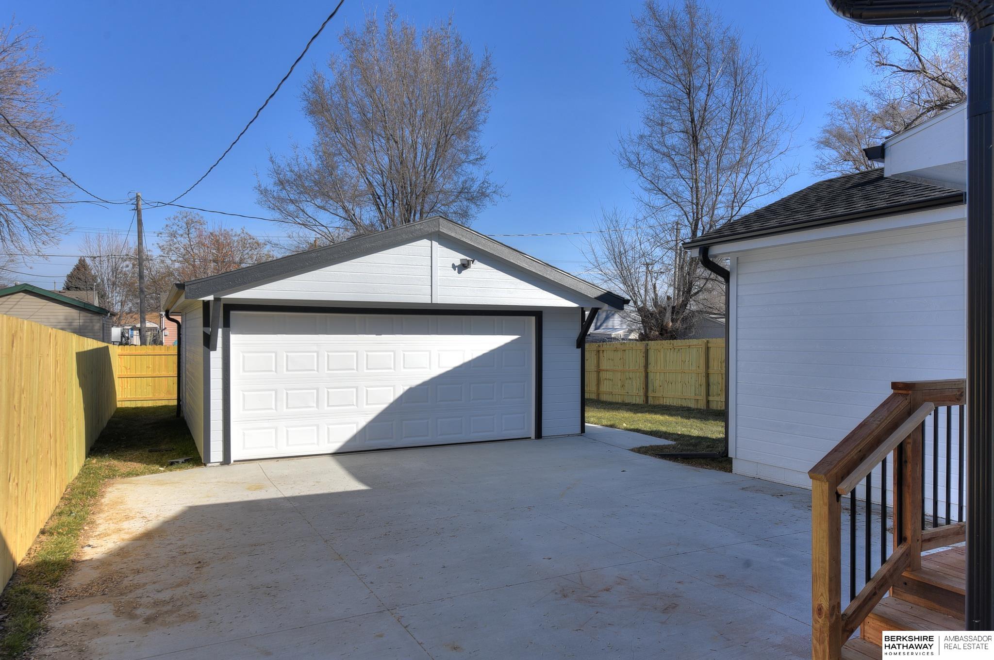 3410 10th Avenue, Council Bluffs, Iowa image 6