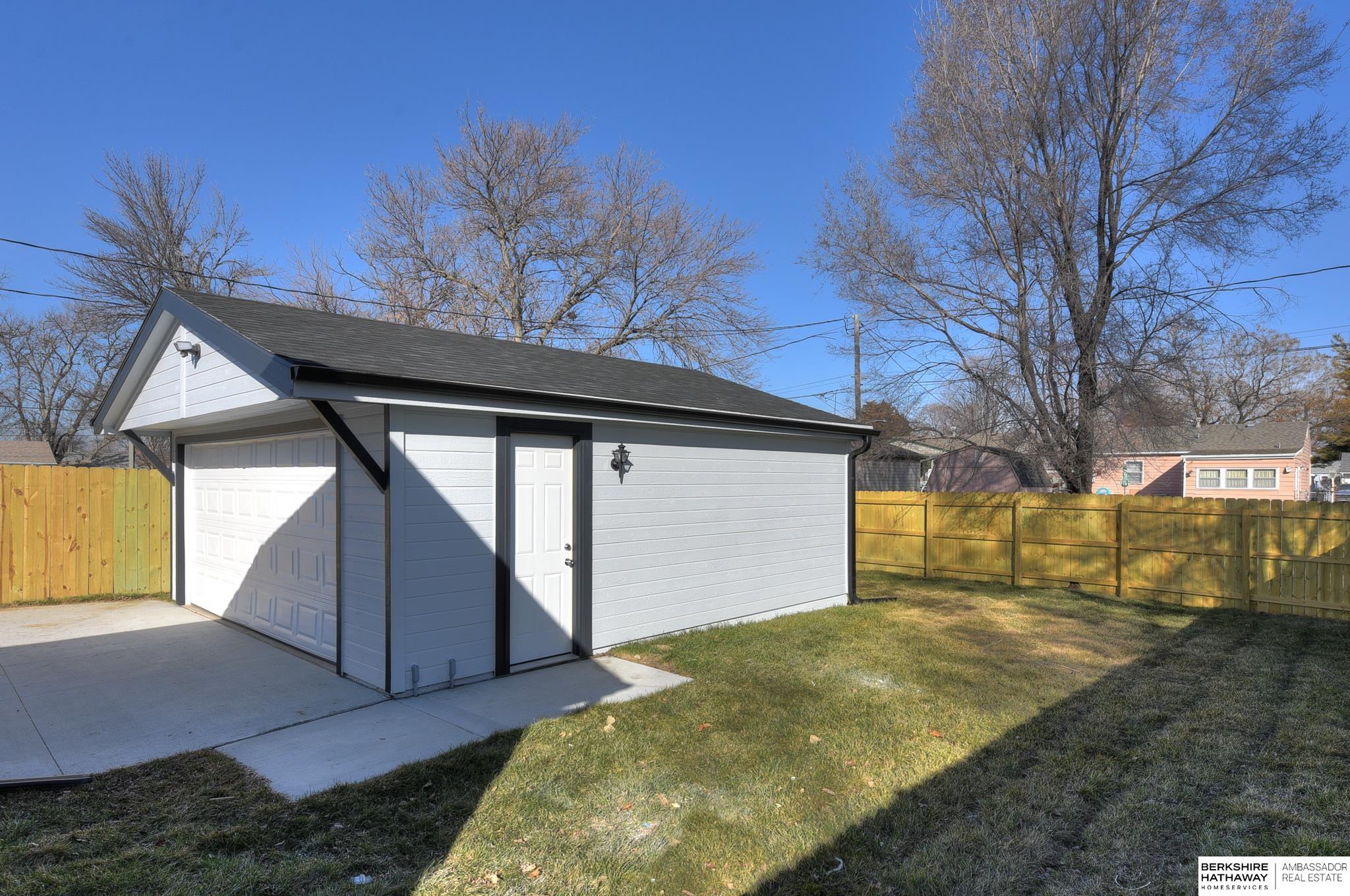 3410 10th Avenue, Council Bluffs, Iowa image 8