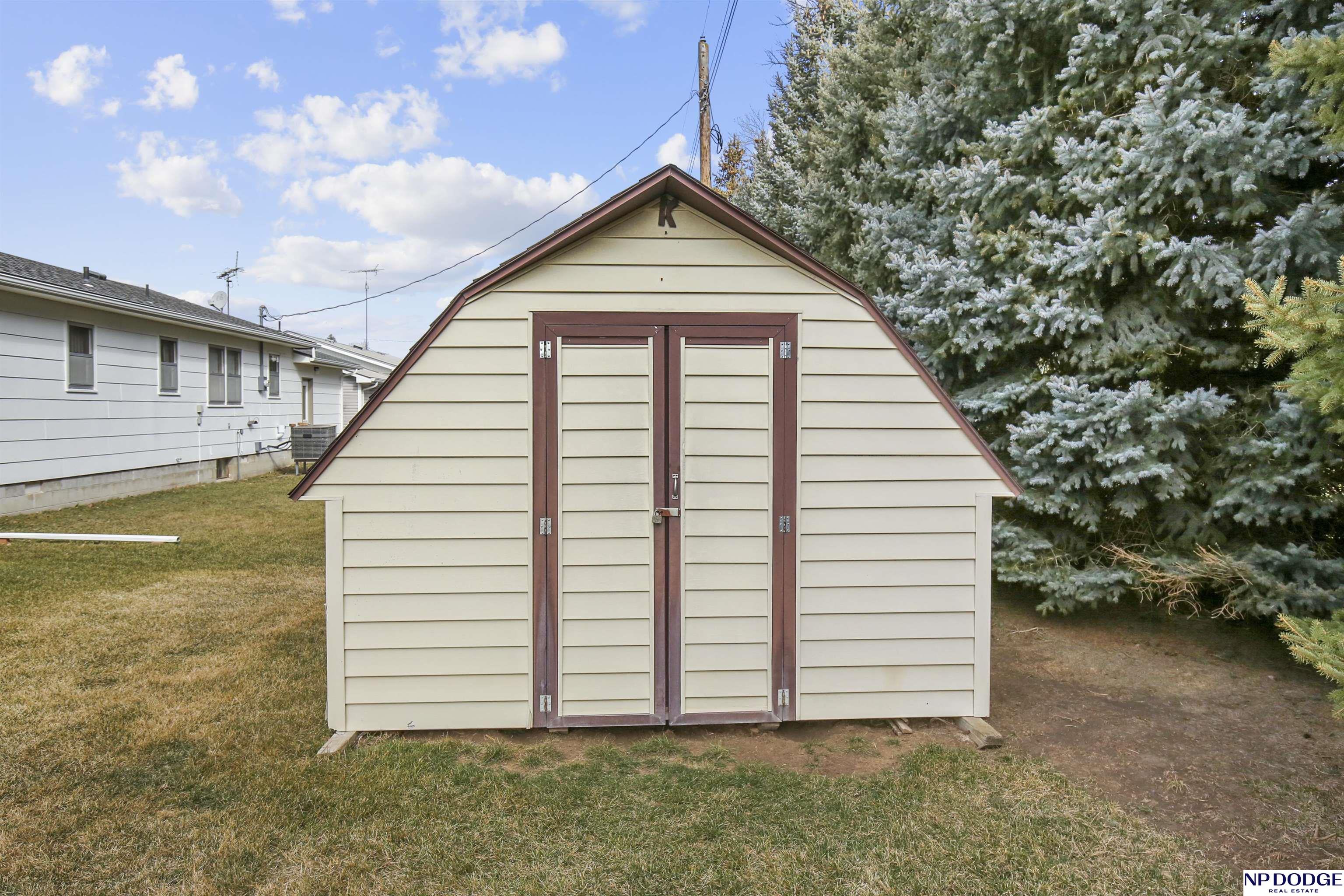 332 N Linden Street, Dodge, Nebraska image 4