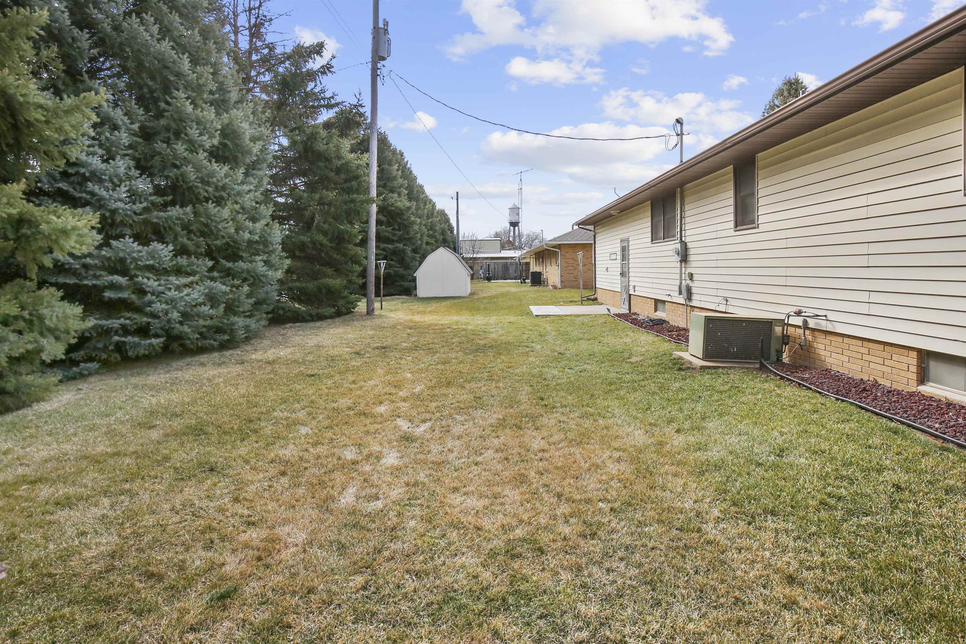 332 N Linden Street, Dodge, Nebraska image 5