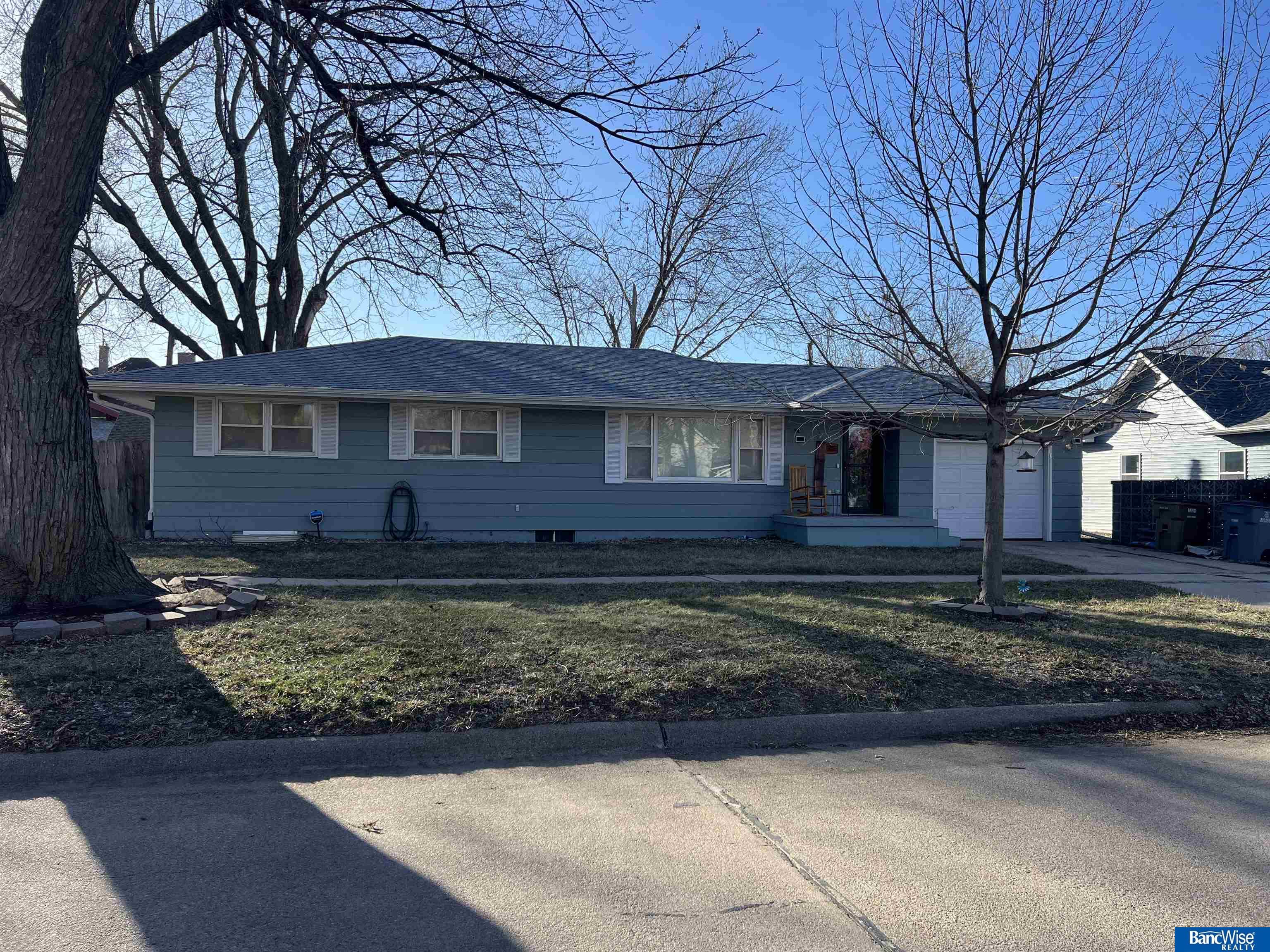1109 6th Street, Aurora, Nebraska image 2