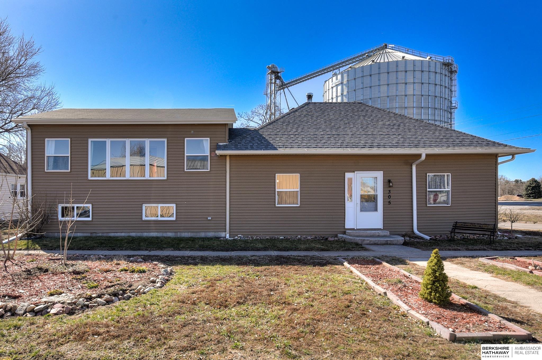 305 Moravia Avenue The Agency Real Estate Group