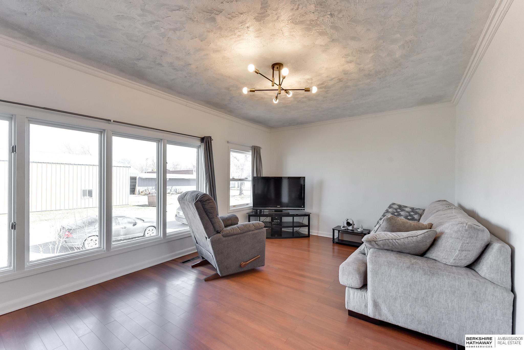 305 Moravia Avenue The Agency Real Estate Group