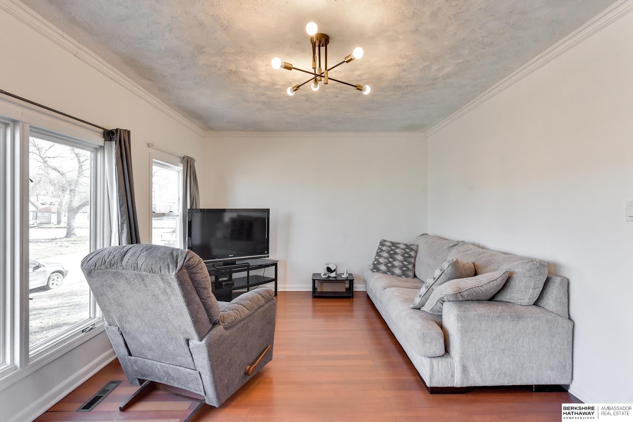 305 Moravia Avenue The Agency Real Estate Group