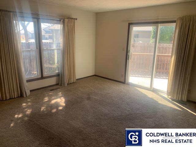 843 S Country Club Drive, York, Nebraska image 2