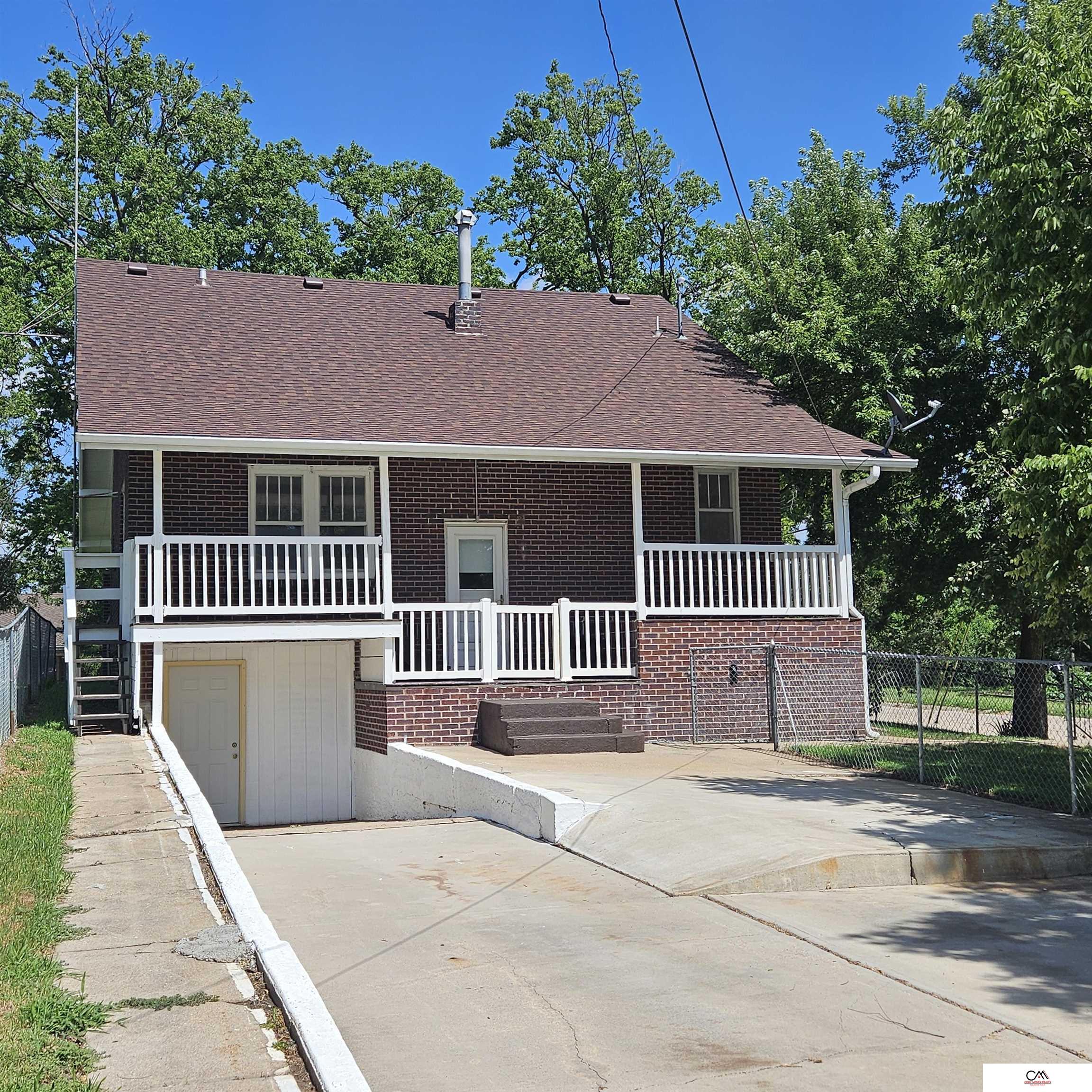 801 L Street, Fairbury, Nebraska image 3