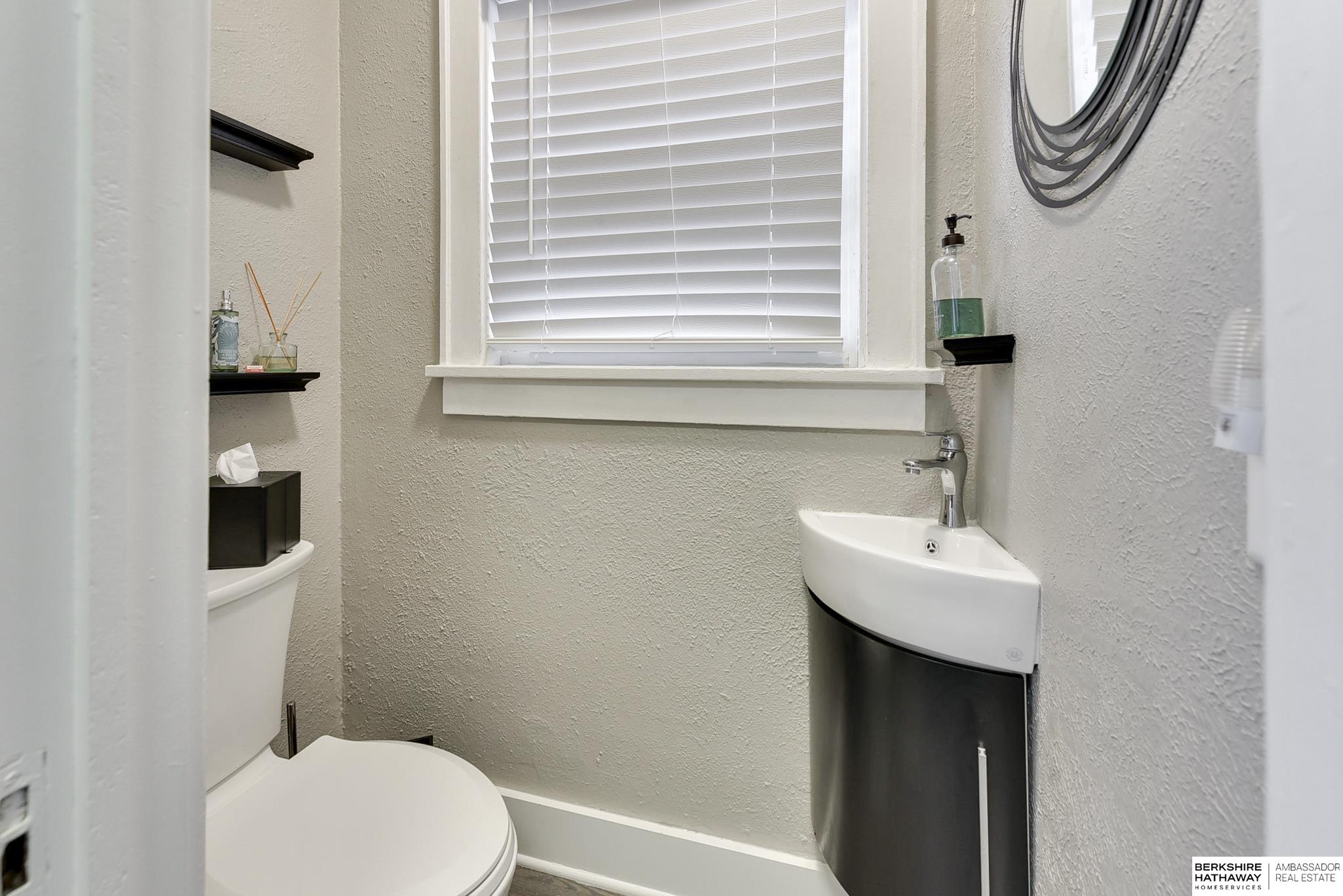 5017 Underwood Avenue #8, Omaha, Nebraska image 19