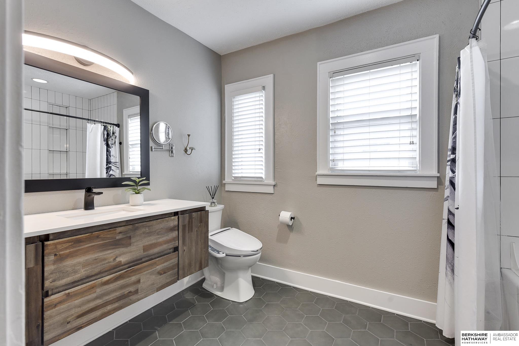5017 Underwood Avenue #8, Omaha, Nebraska image 24