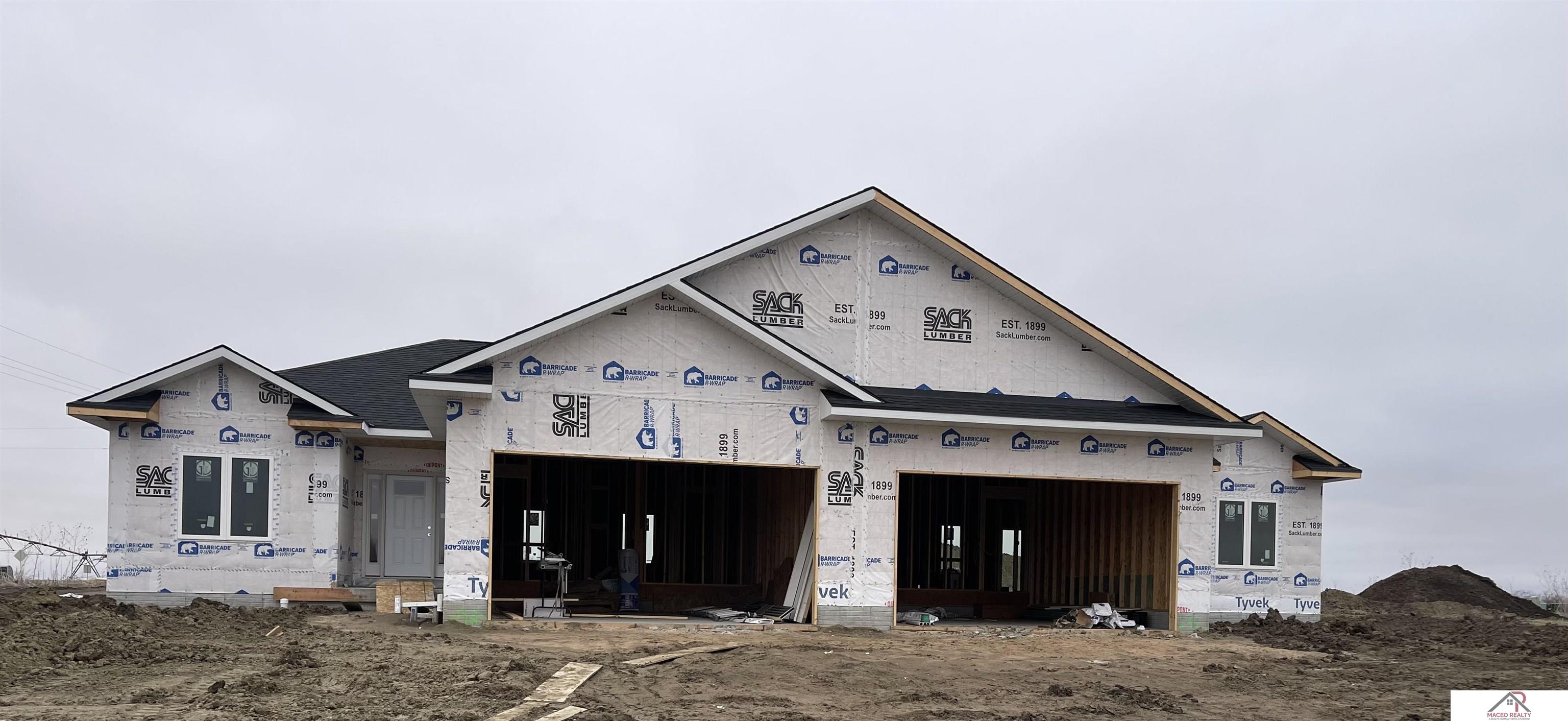 2425 Fairway Drive, Crete, Nebraska image 3