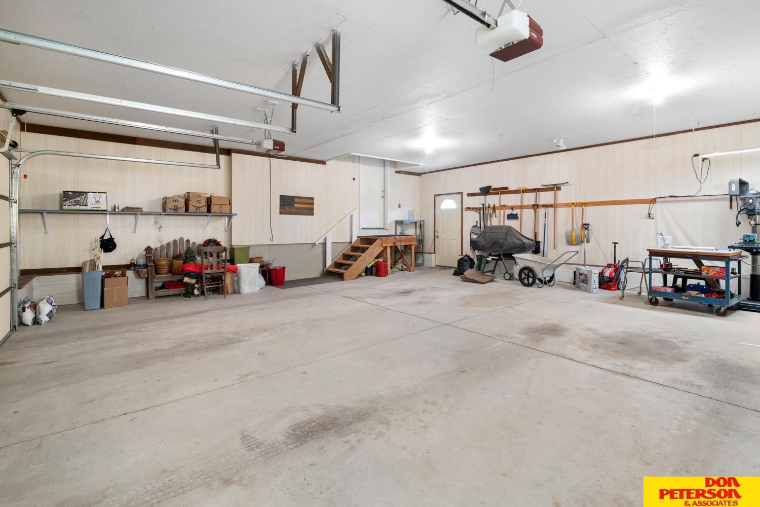 2766 County Rd 16, Cedar Bluffs, Nebraska image 33