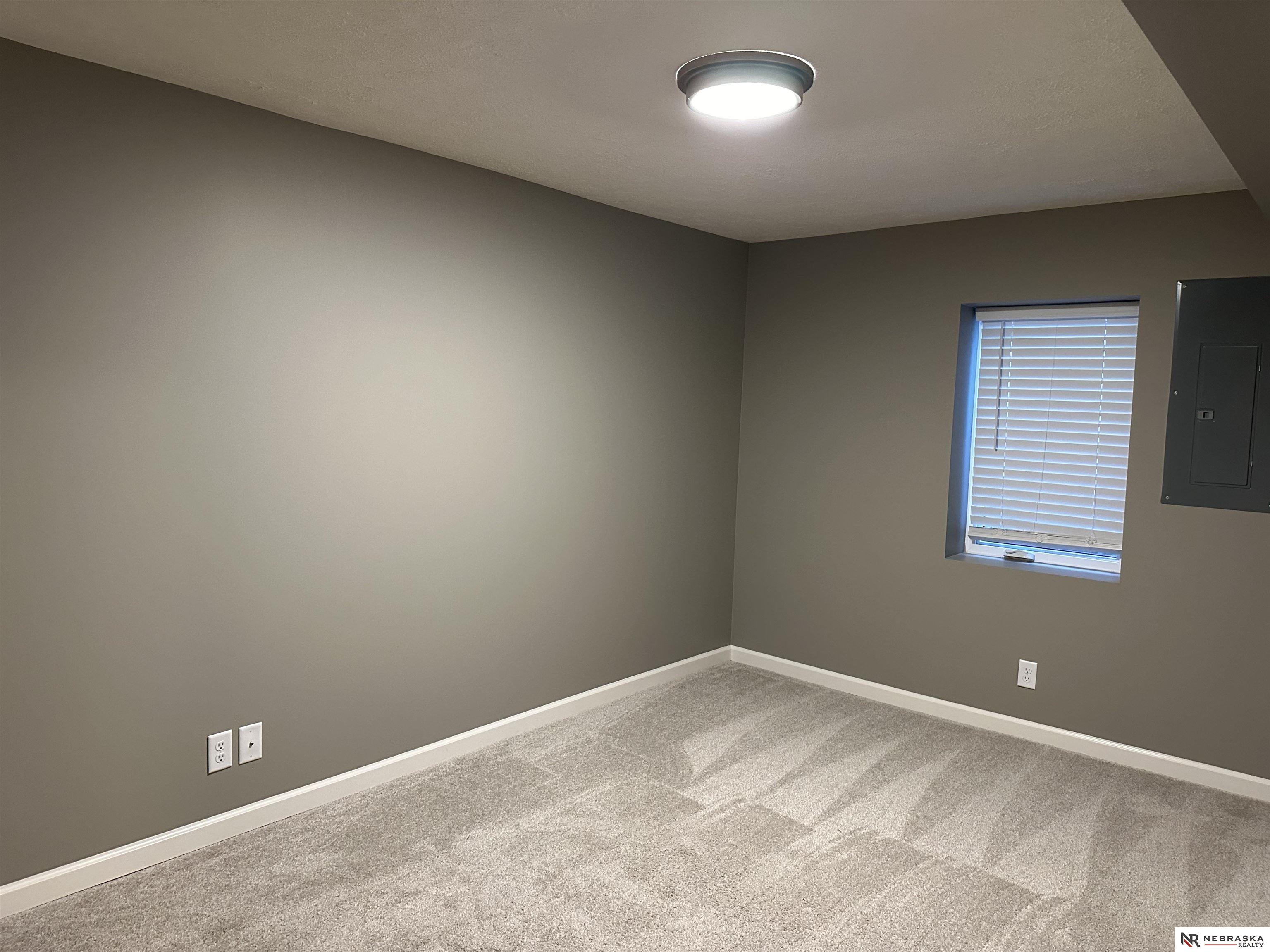 7926 Oakwood Street, Ralston, Nebraska image 13