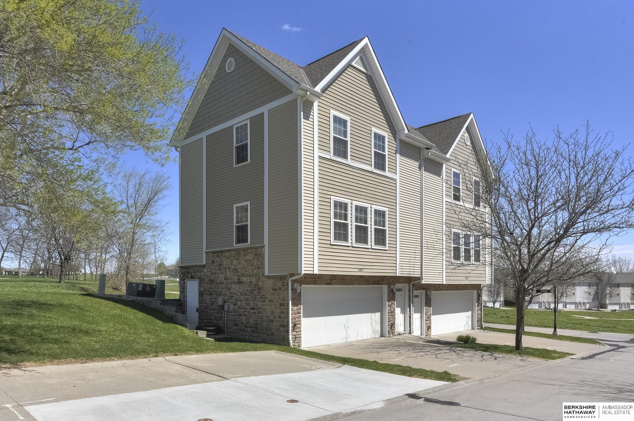 6007 N 167th Plaza, Omaha, Nebraska image 3