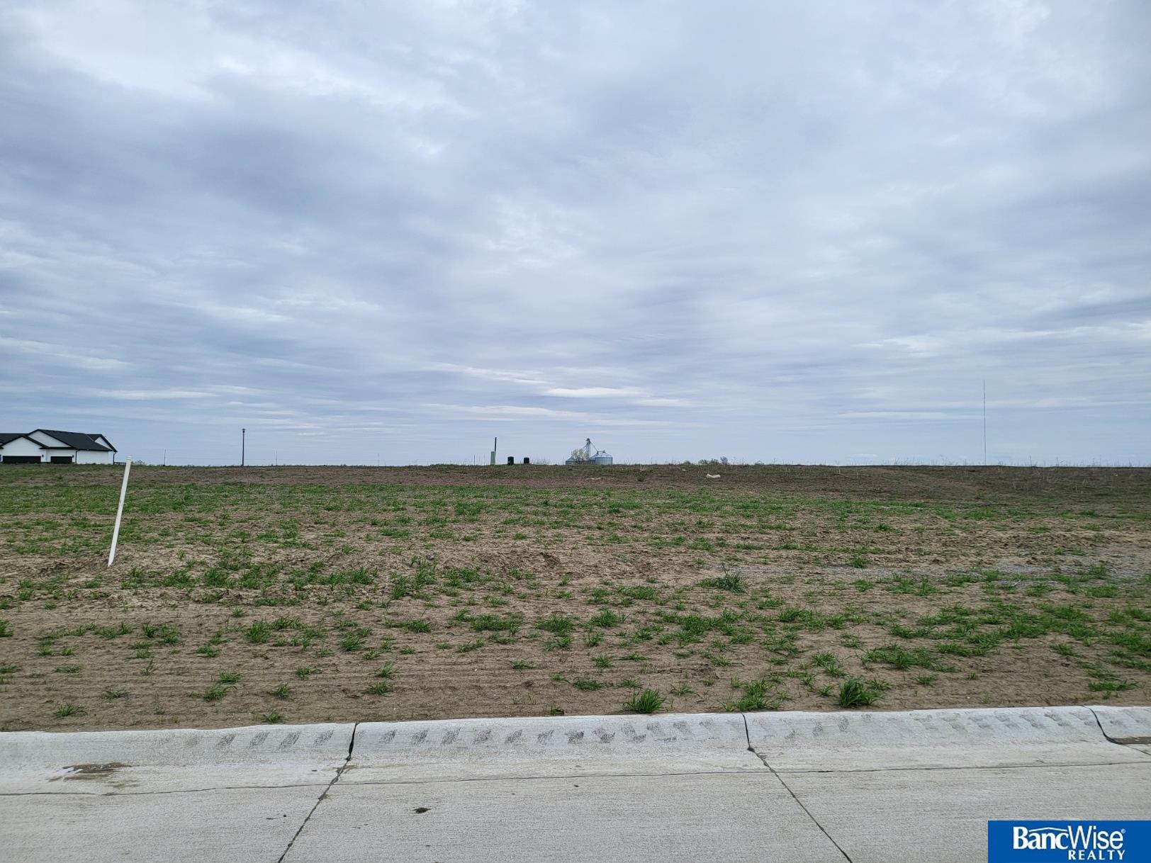 2015 N 138th Street, Omaha, Nebraska image 2