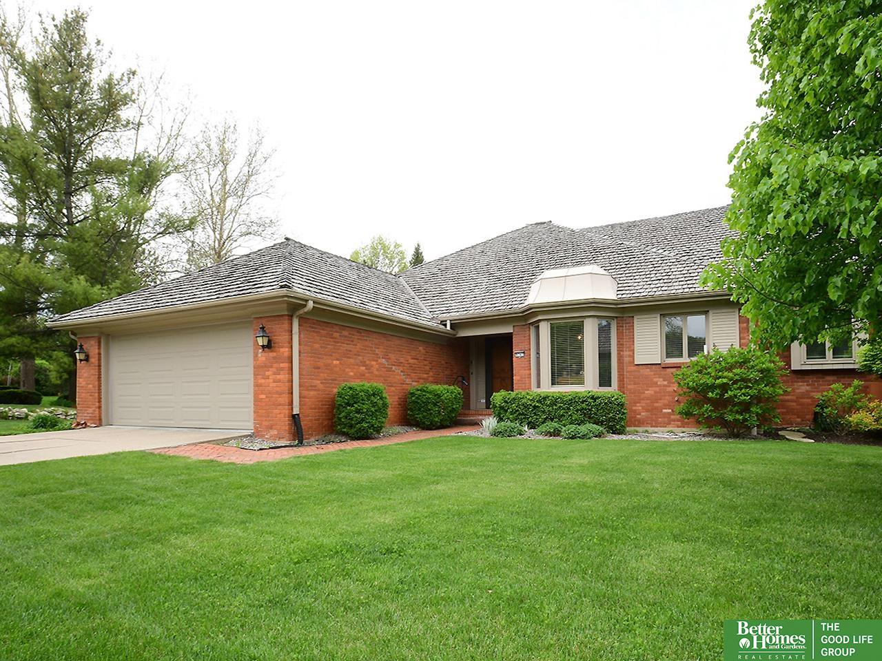 9741 Nottingham Drive, Omaha, Nebraska image 2
