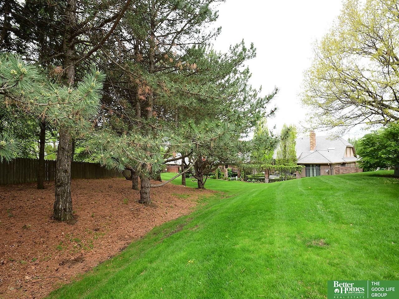9741 Nottingham Drive, Omaha, Nebraska image 28