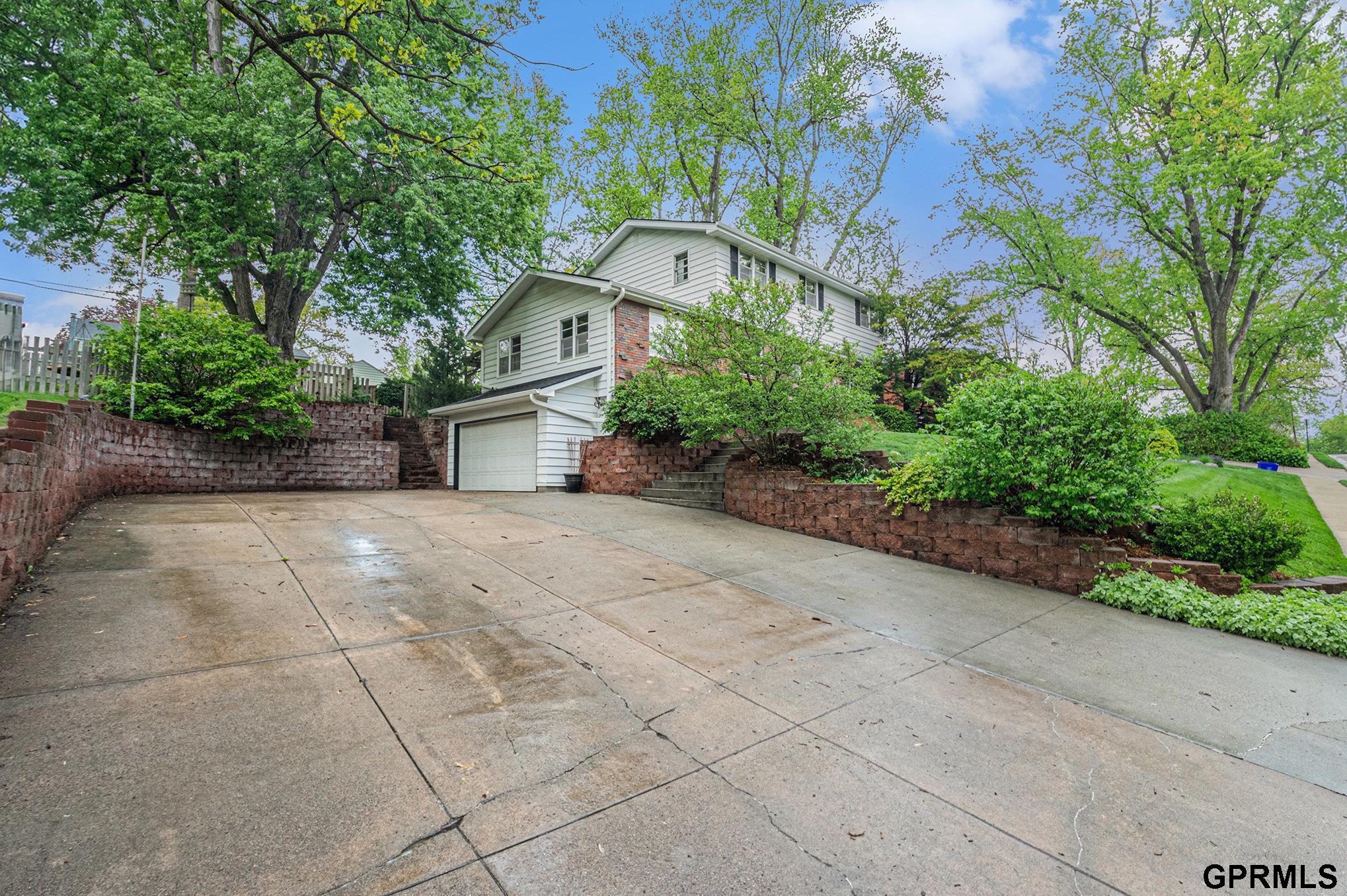 5040 S 81 Street, Ralston, Nebraska image 2