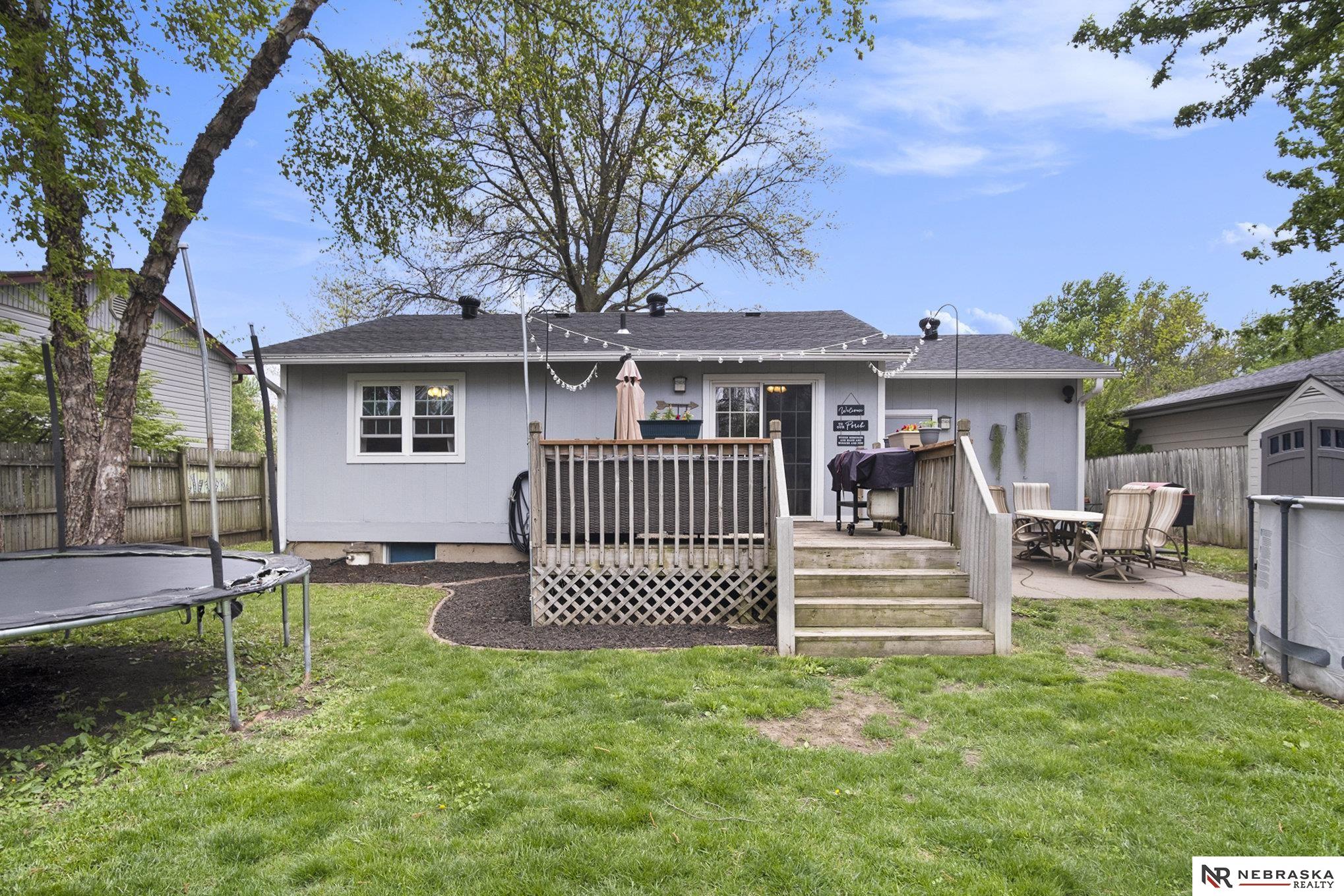 830 Applewood Drive, Eagle, Nebraska image 2