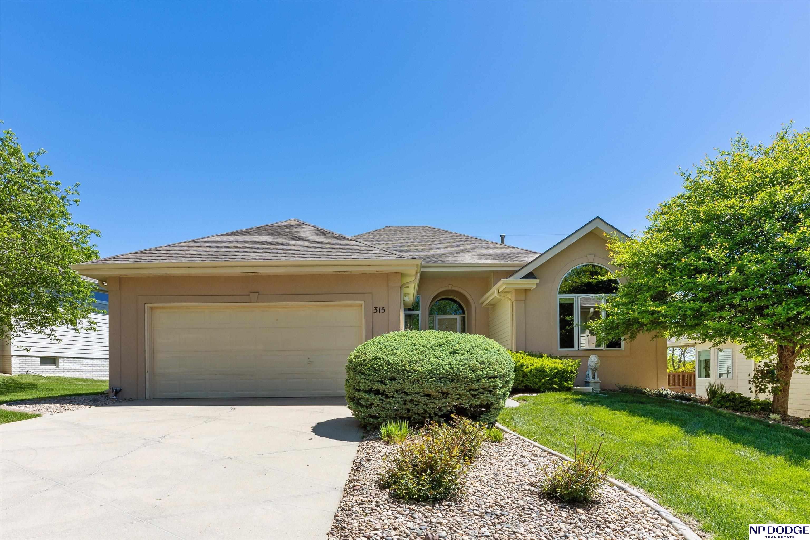 315 S 169 Circle, Omaha, Nebraska image 1