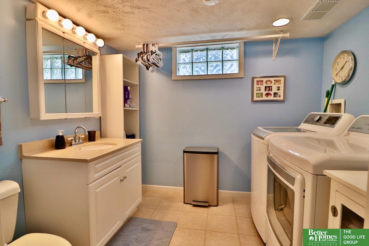 1725 N Brookside Lane, York, Nebraska image 25
