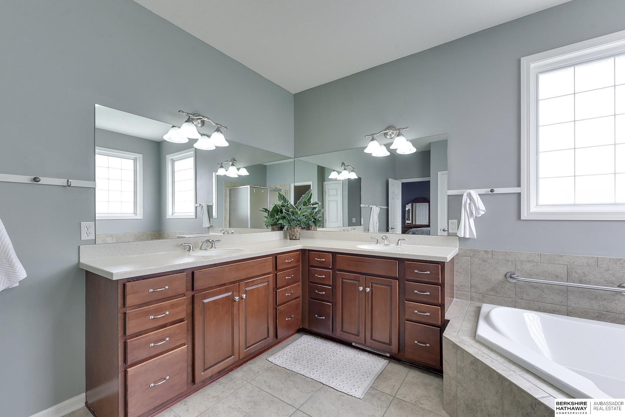 6122 S 193rd Street, Omaha, Nebraska image 31