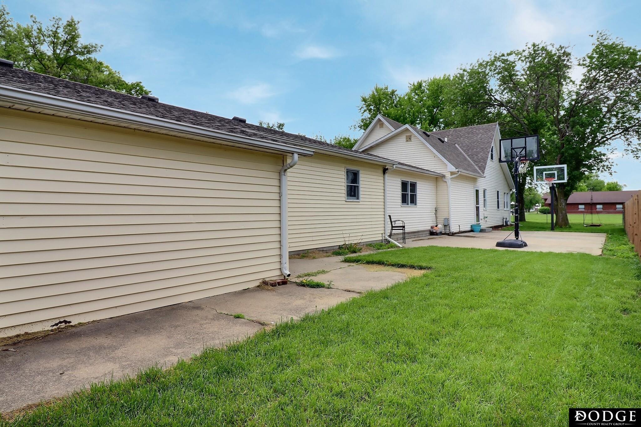 340 E 9th Street, North Bend, Nebraska image 5