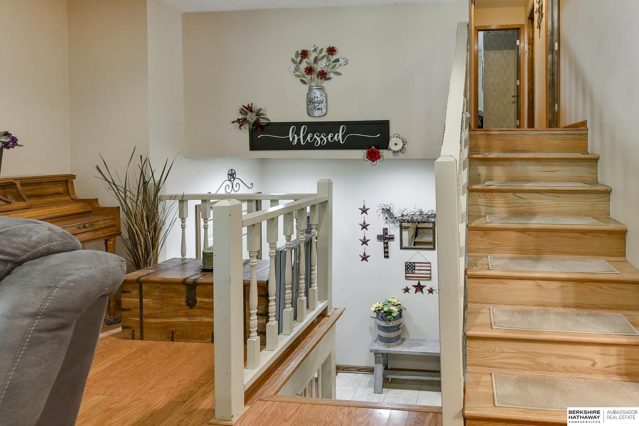 6717 S 73rd Terrace Circle, Ralston, Nebraska image 10