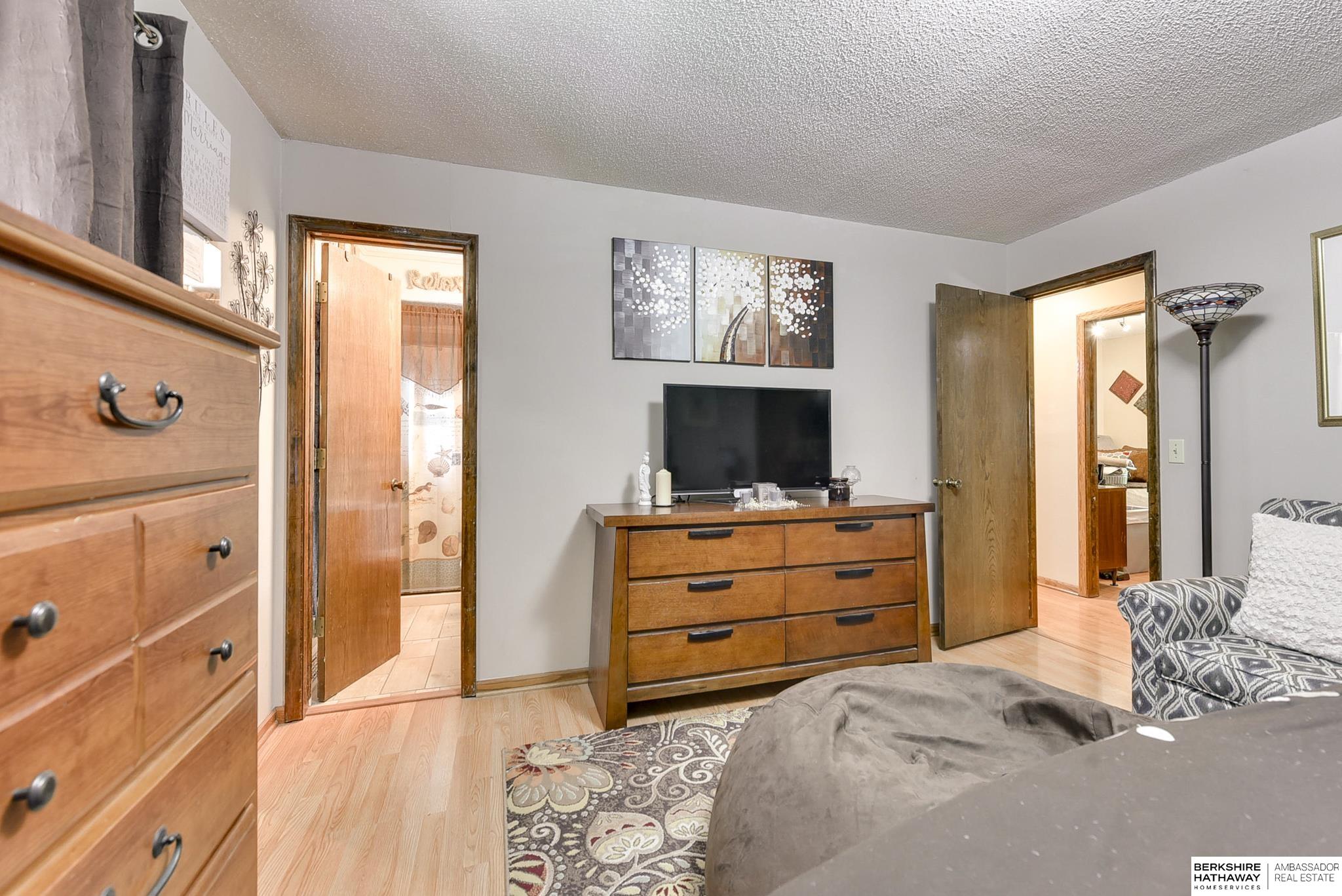 6717 S 73rd Terrace Circle, Ralston, Nebraska image 17
