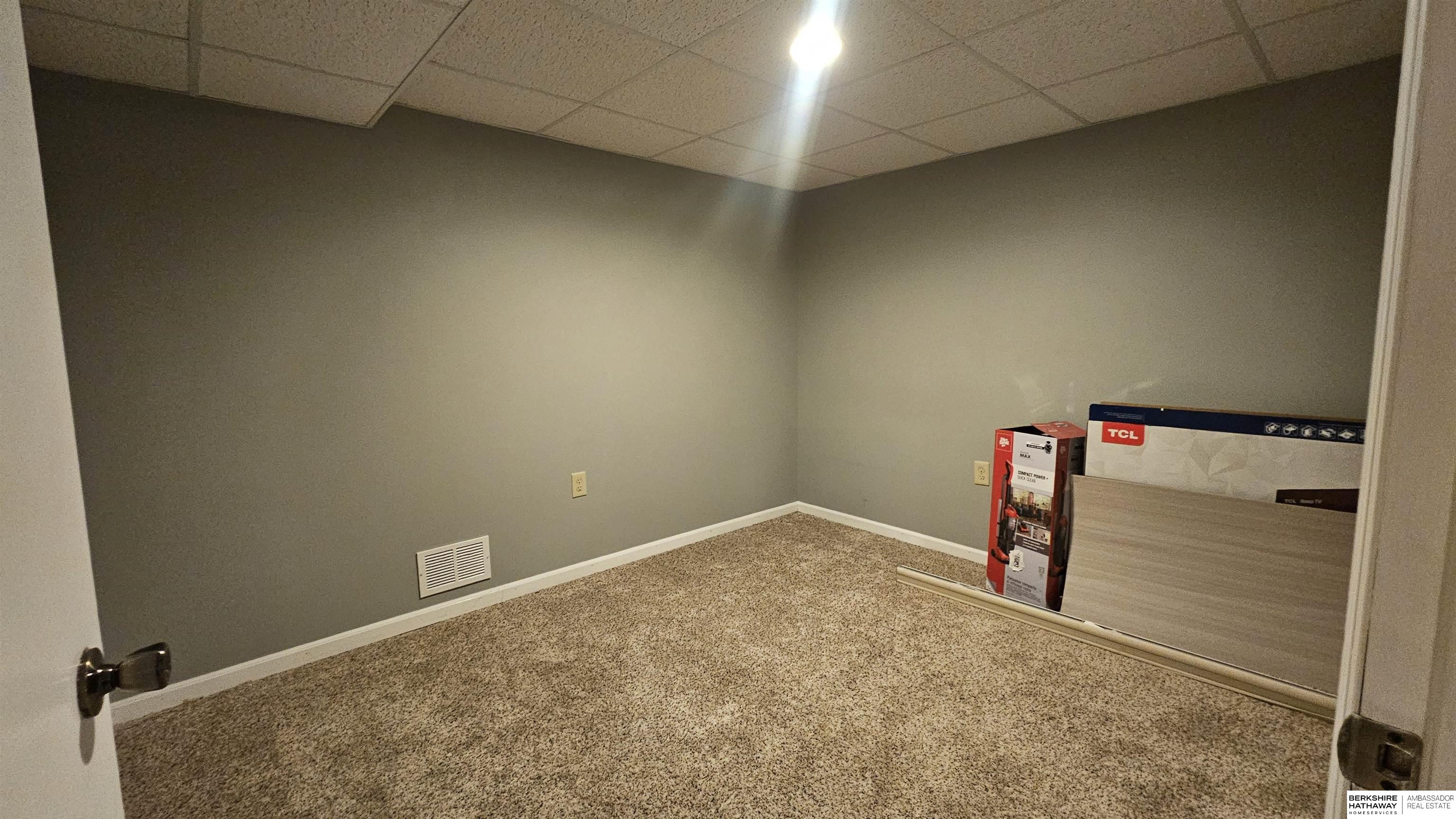 1341 Towne Square Drive, Fremont, Nebraska image 20