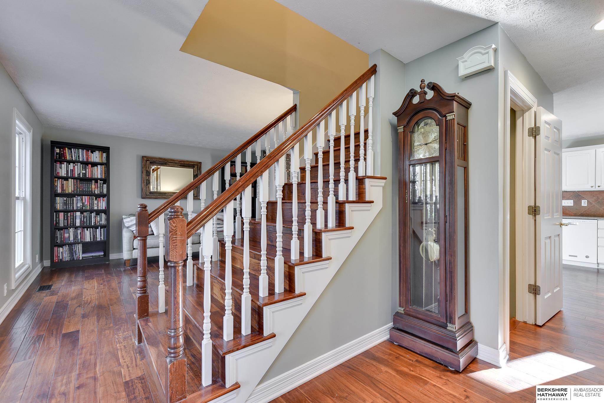 15106 Oak Ridge Drive, Louisville, Nebraska image 5