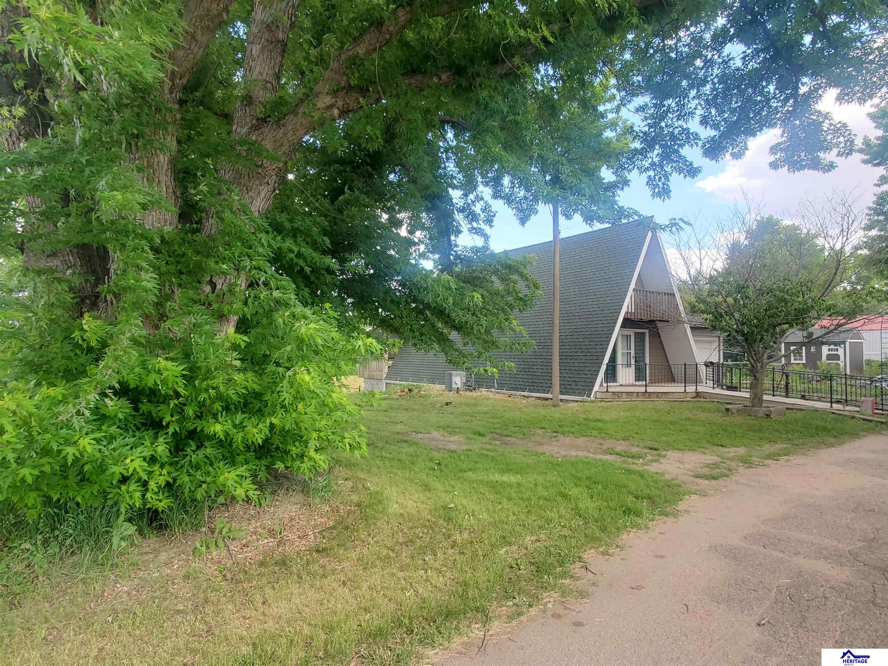 1111 Recharge Road, York, Nebraska image 2