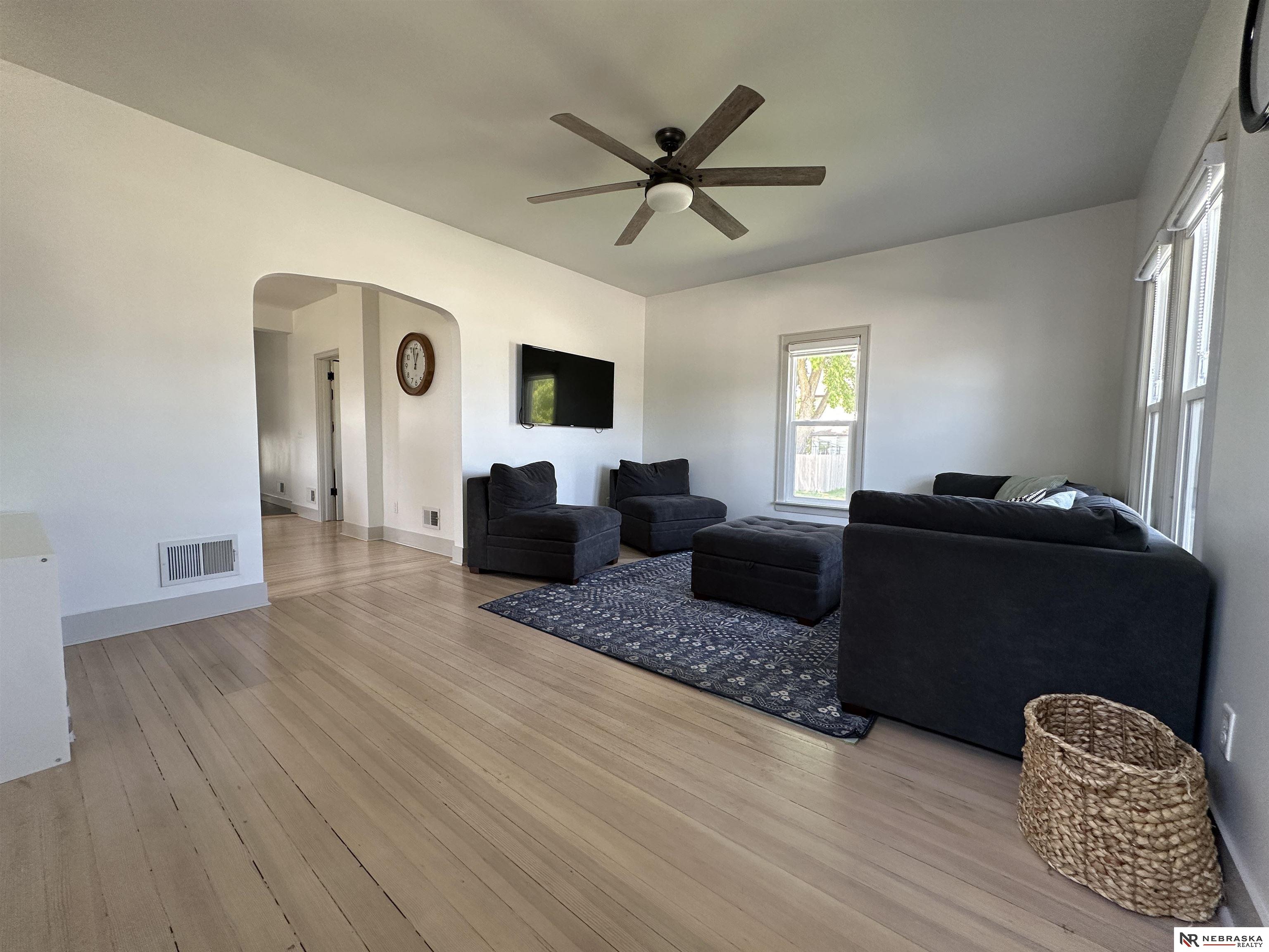 403 E Gardiner Street, Valley, Nebraska image 10