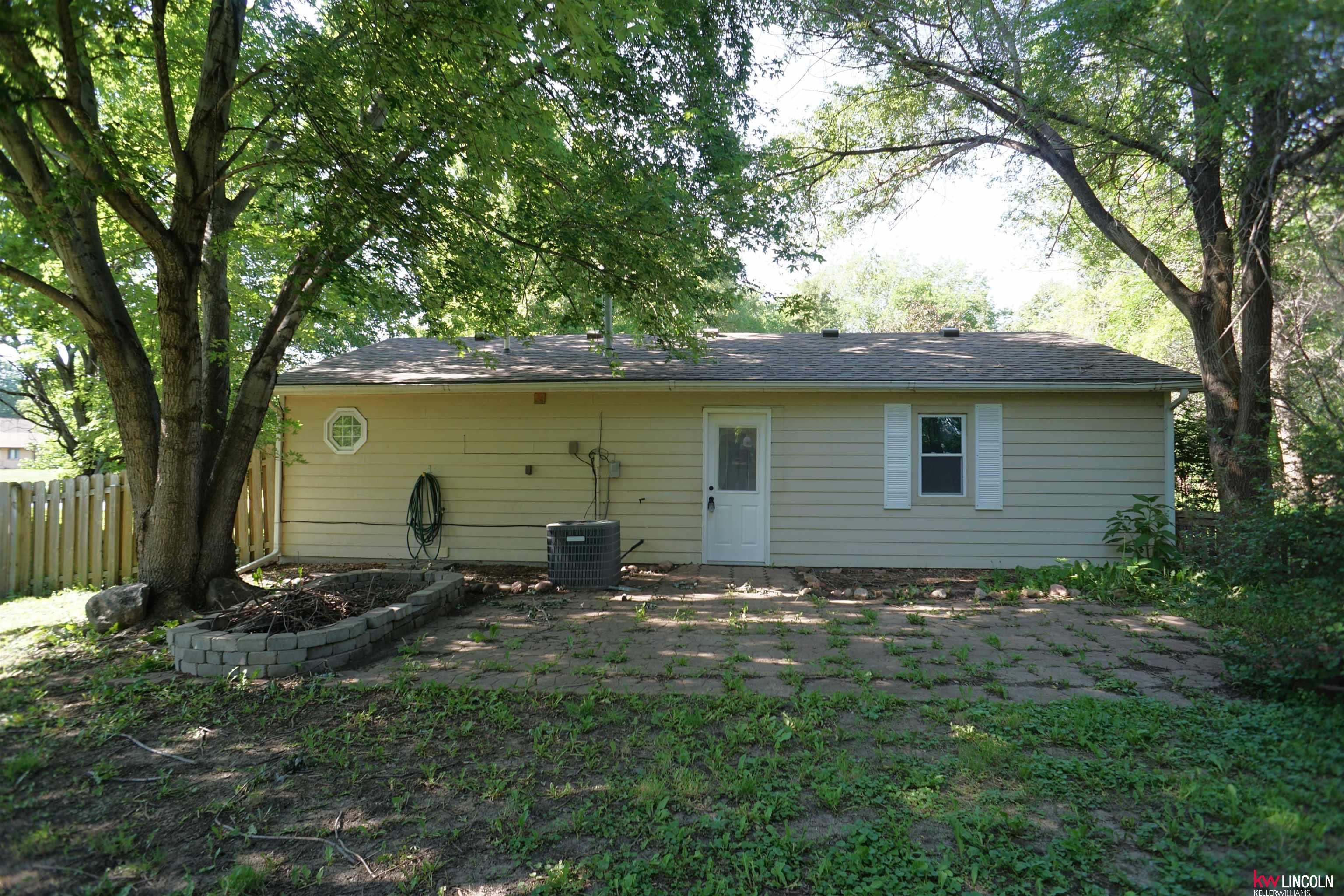 207 Redwood Circle, Hickman, Nebraska image 13