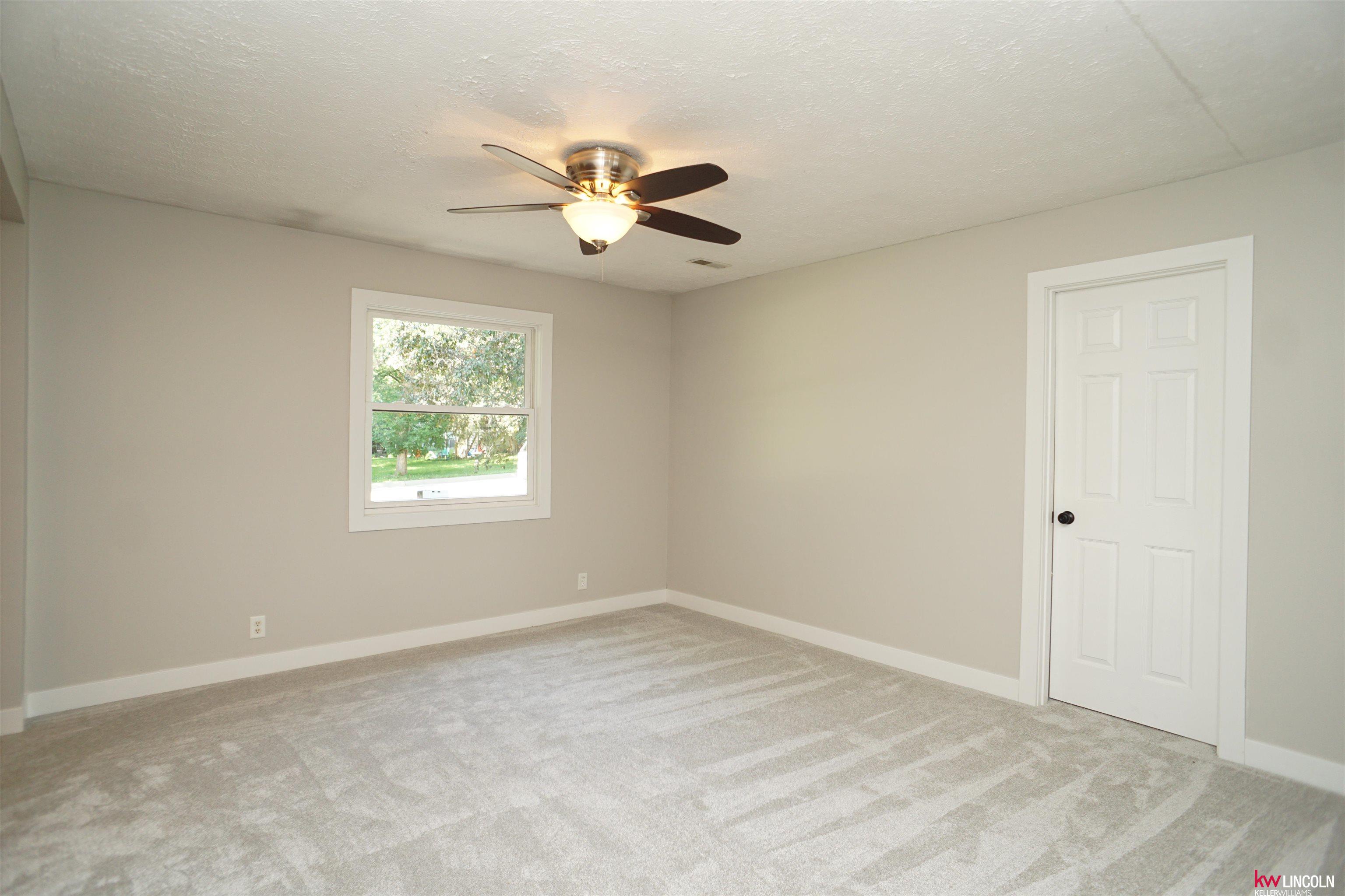 207 Redwood Circle, Hickman, Nebraska image 3