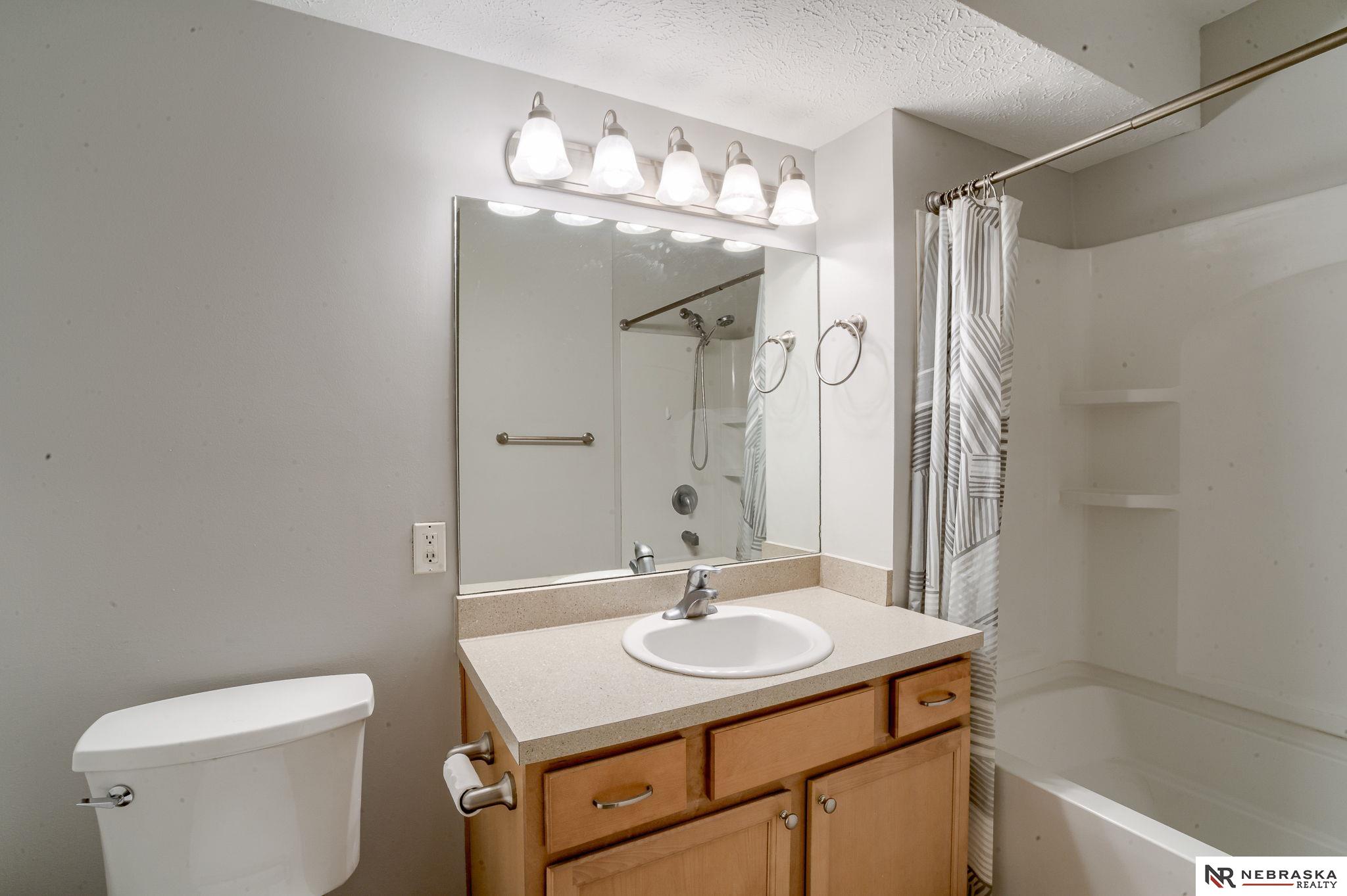 5016 California Street #3, Omaha, Nebraska image 17