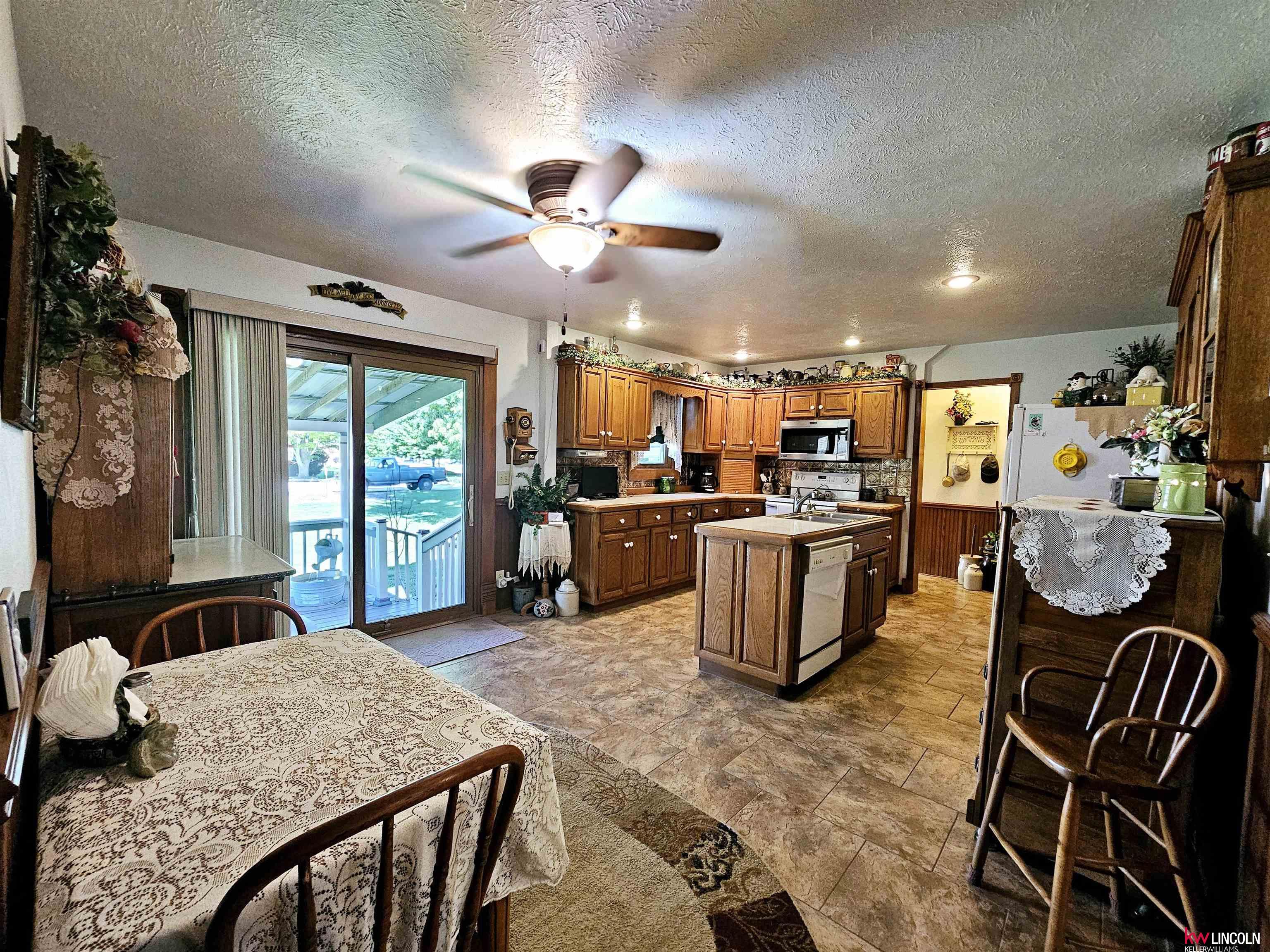 420 E Glenvil Street, Clay Center, Nebraska image 15