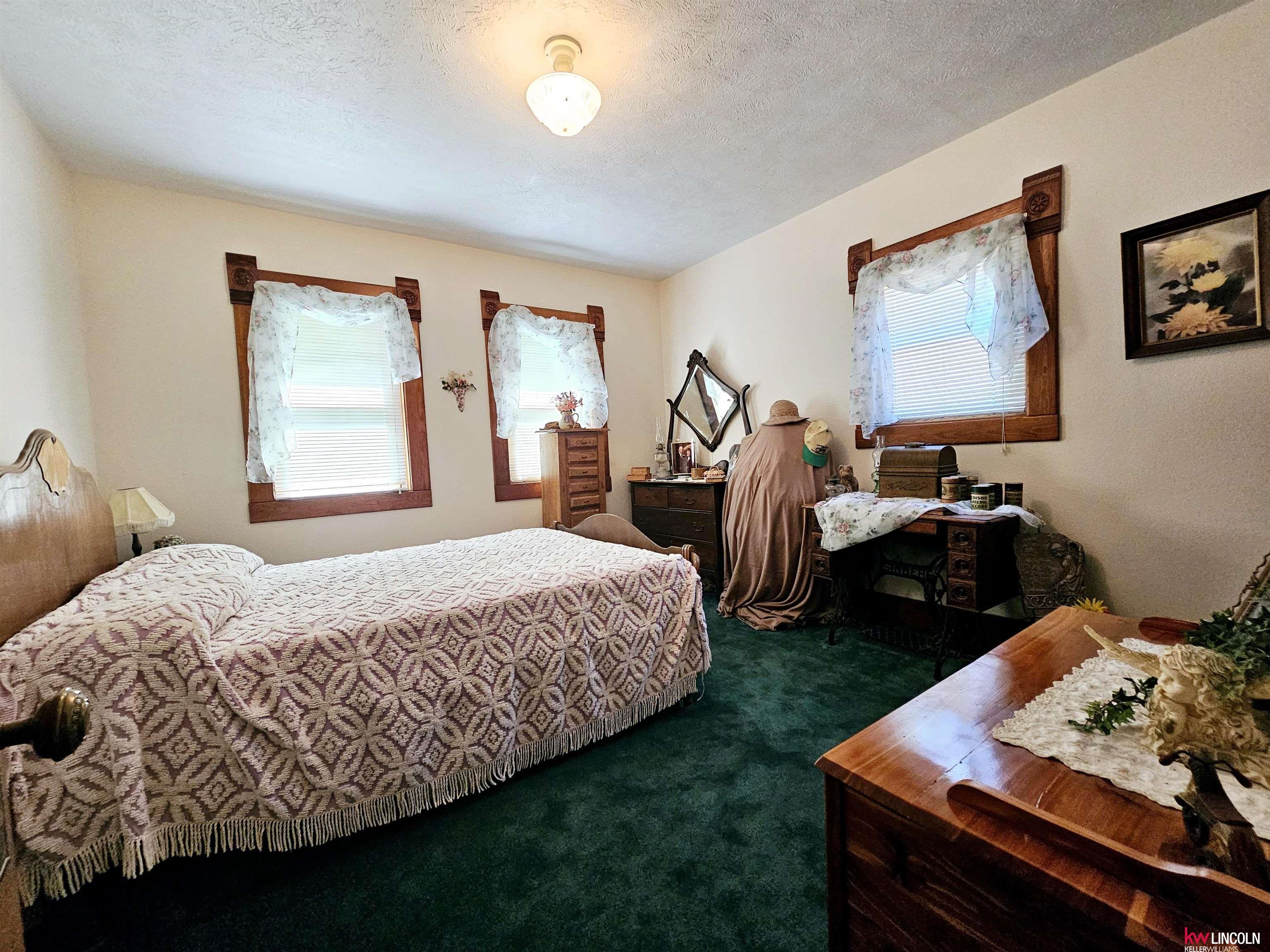 420 E Glenvil Street, Clay Center, Nebraska image 33