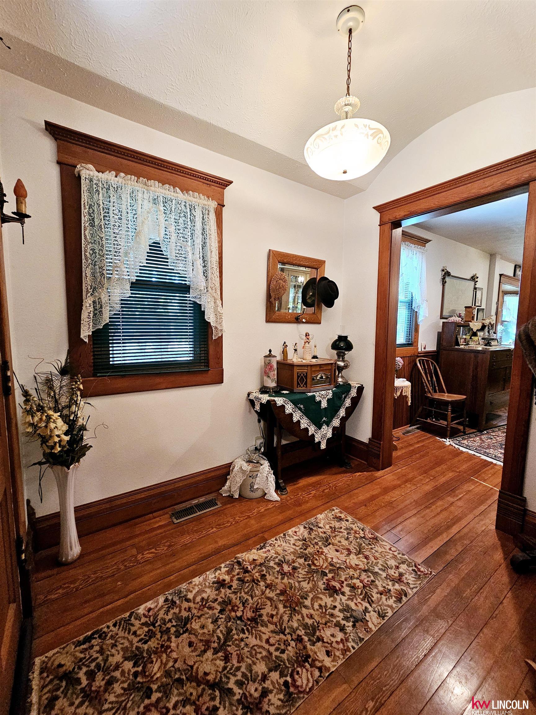 420 E Glenvil Street, Clay Center, Nebraska image 9