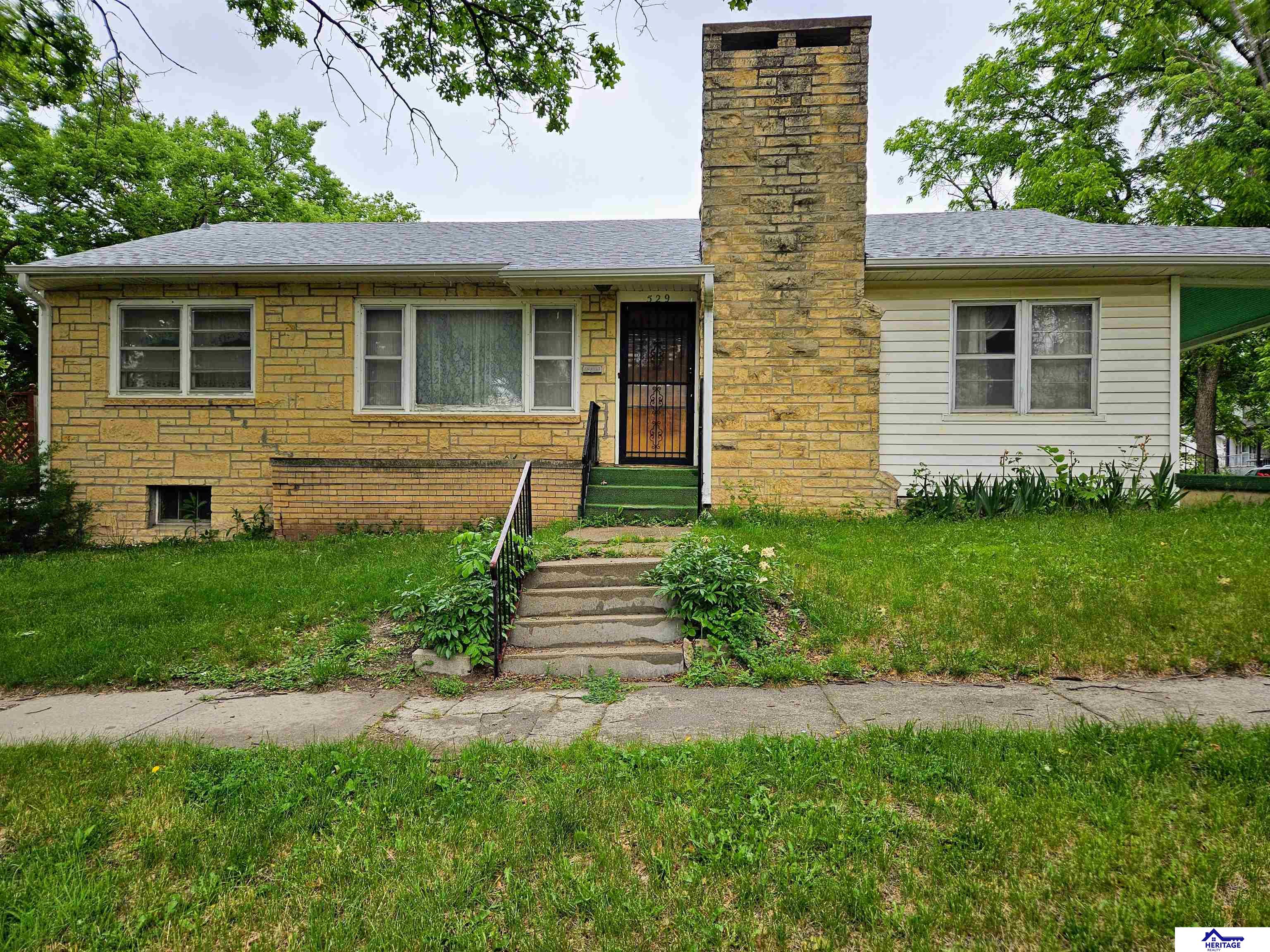 529 E 9th Street, York, Nebraska image 1
