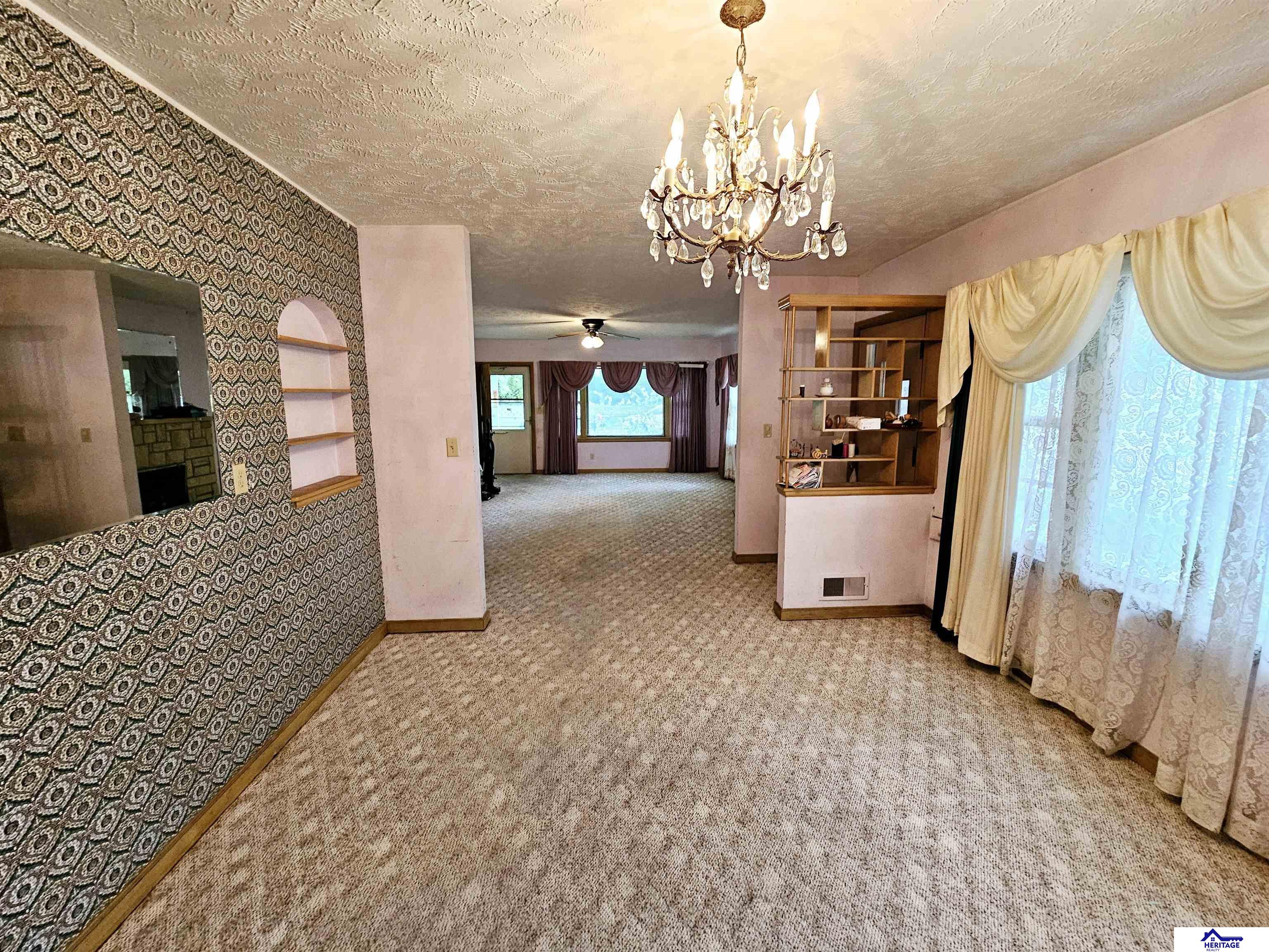 529 E 9th Street, York, Nebraska image 6