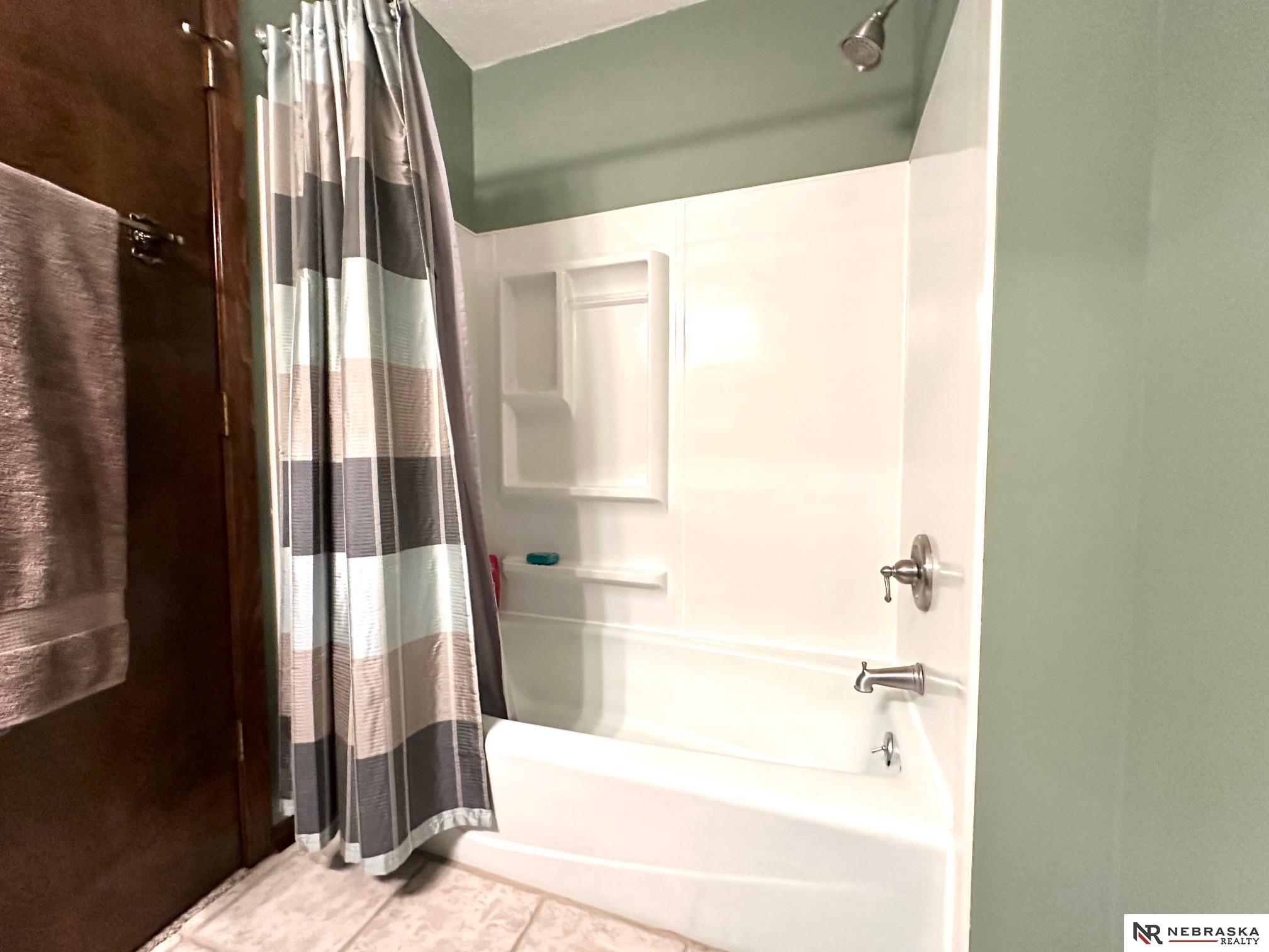 118 S Howard Street, Fremont, Nebraska image 20