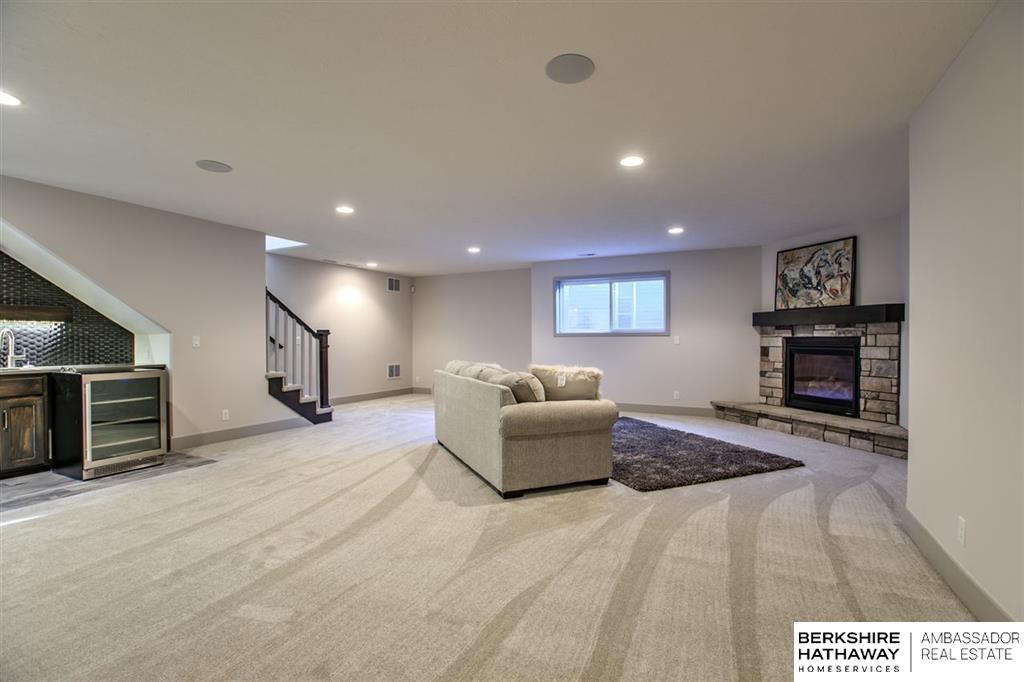 21740 G Street, Omaha, Nebraska image 9