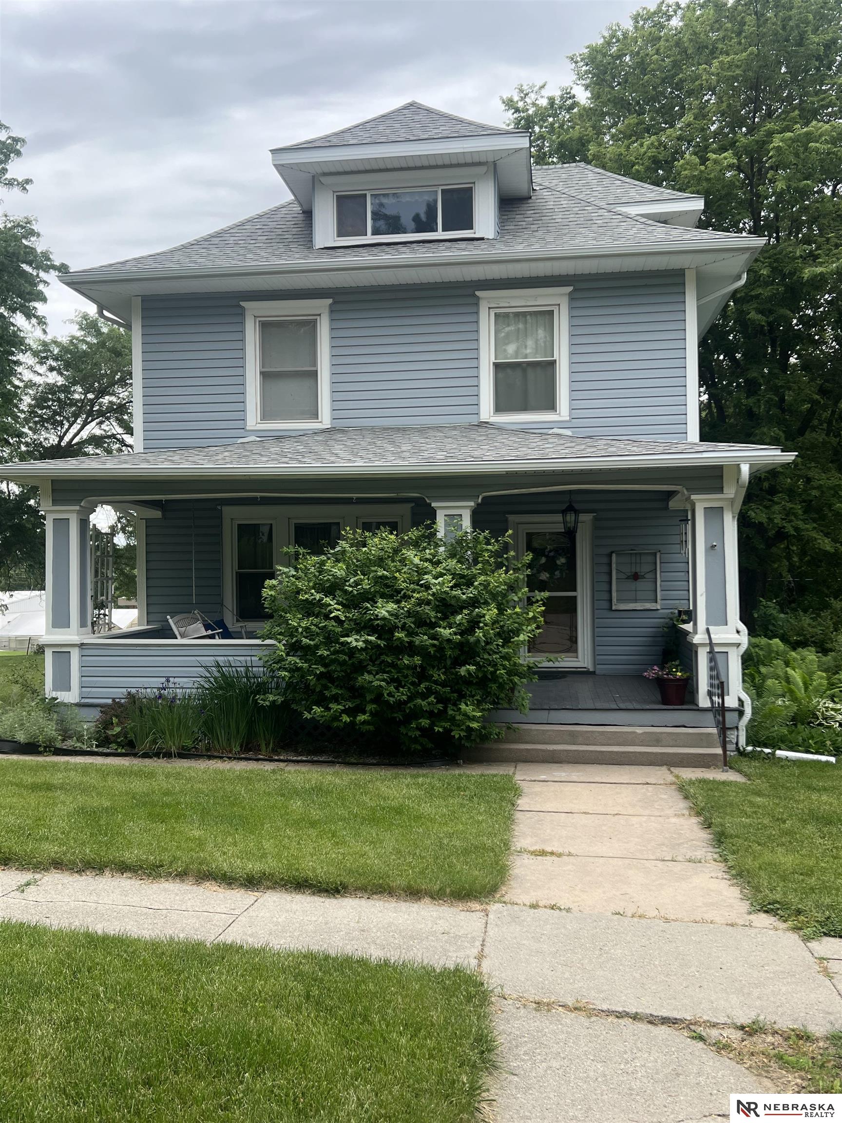 512 N Thomas Avenue, Oakland, Nebraska image 2