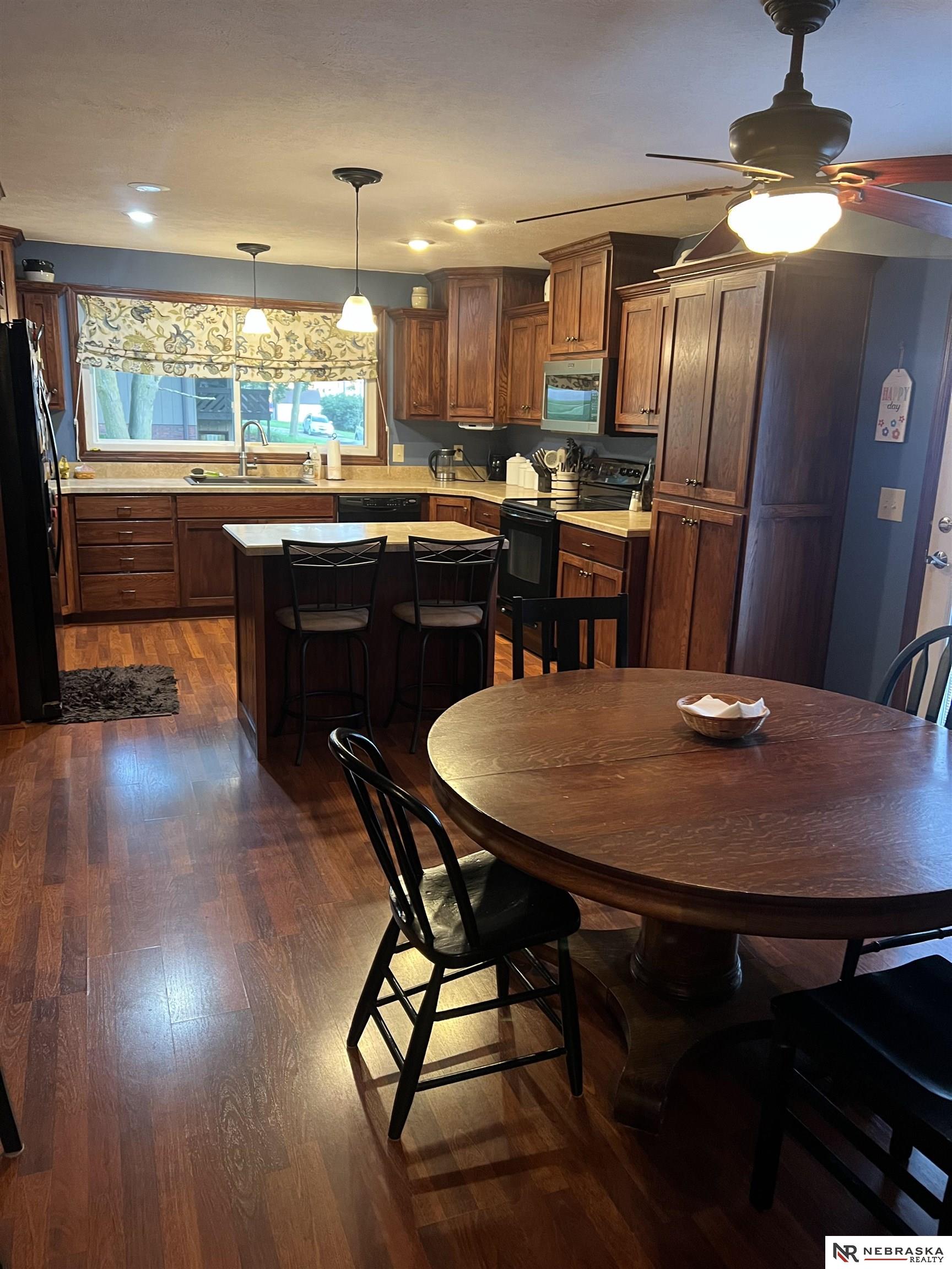 512 N Thomas Avenue, Oakland, Nebraska image 16