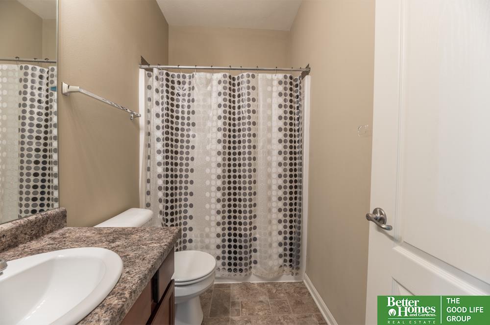 14252 Newport Avenue, Omaha, Nebraska image 11