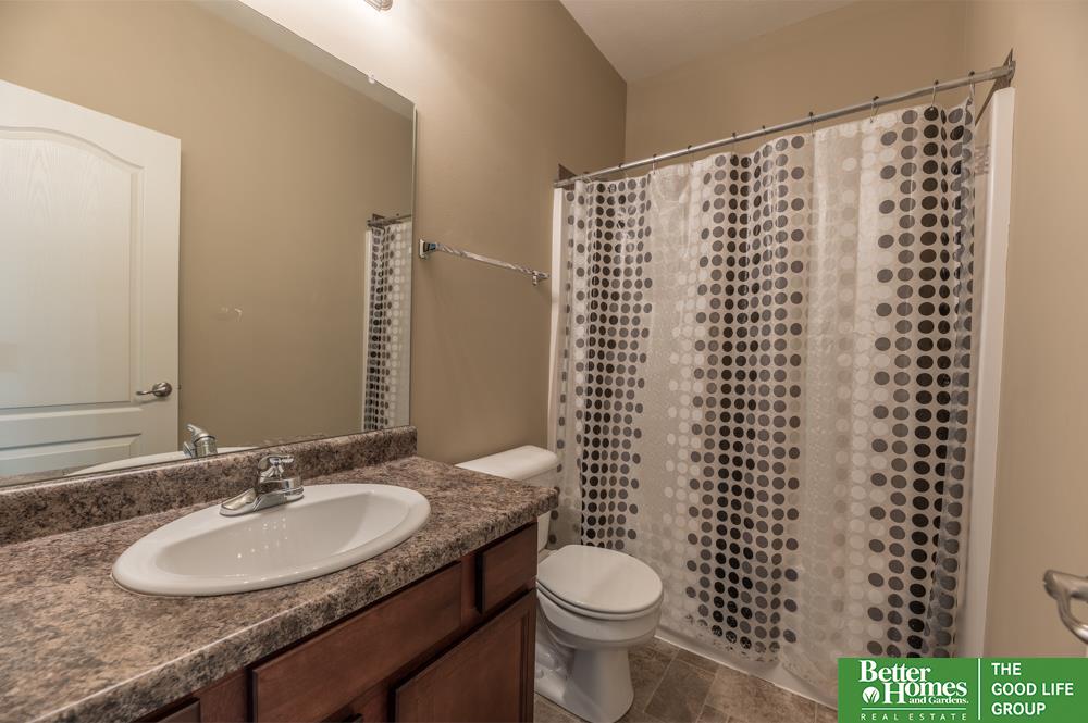 14252 Newport Avenue, Omaha, Nebraska image 12