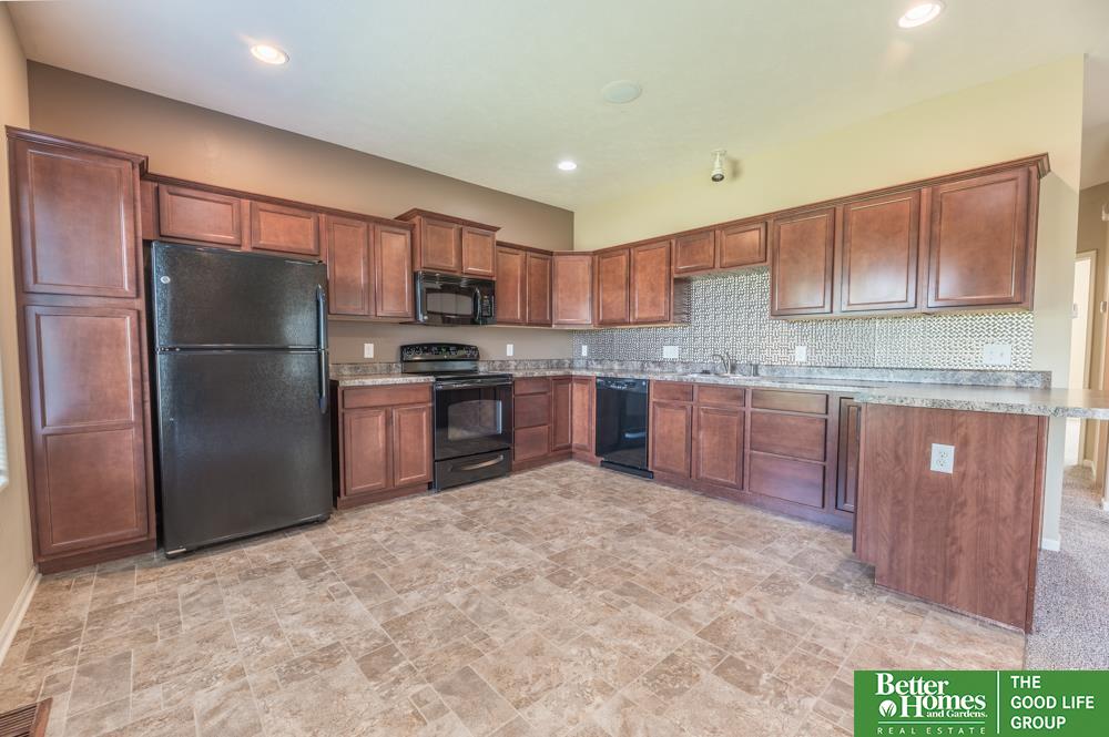 14252 Newport Avenue, Omaha, Nebraska image 8